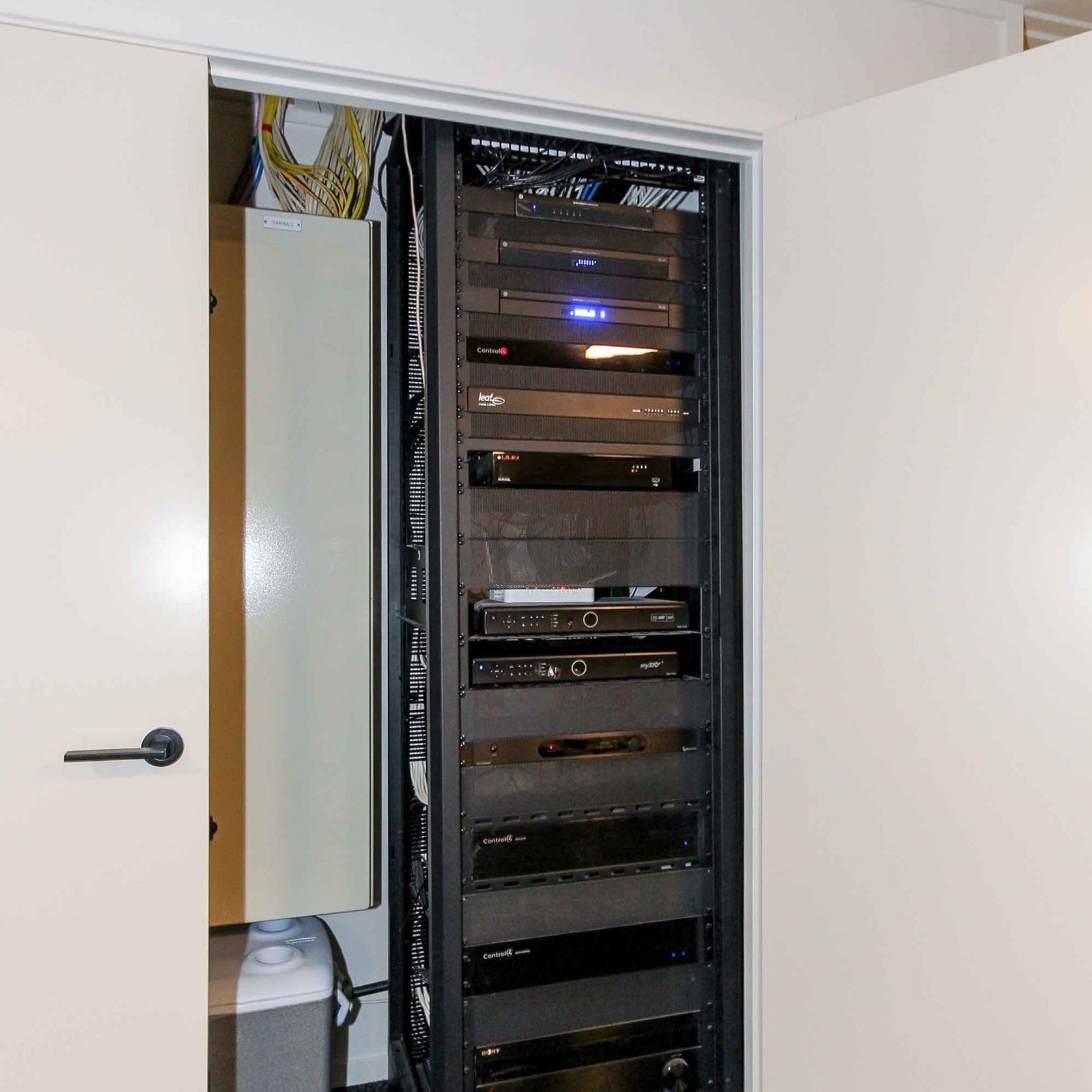 Hi-Fi Systems gallery detail image