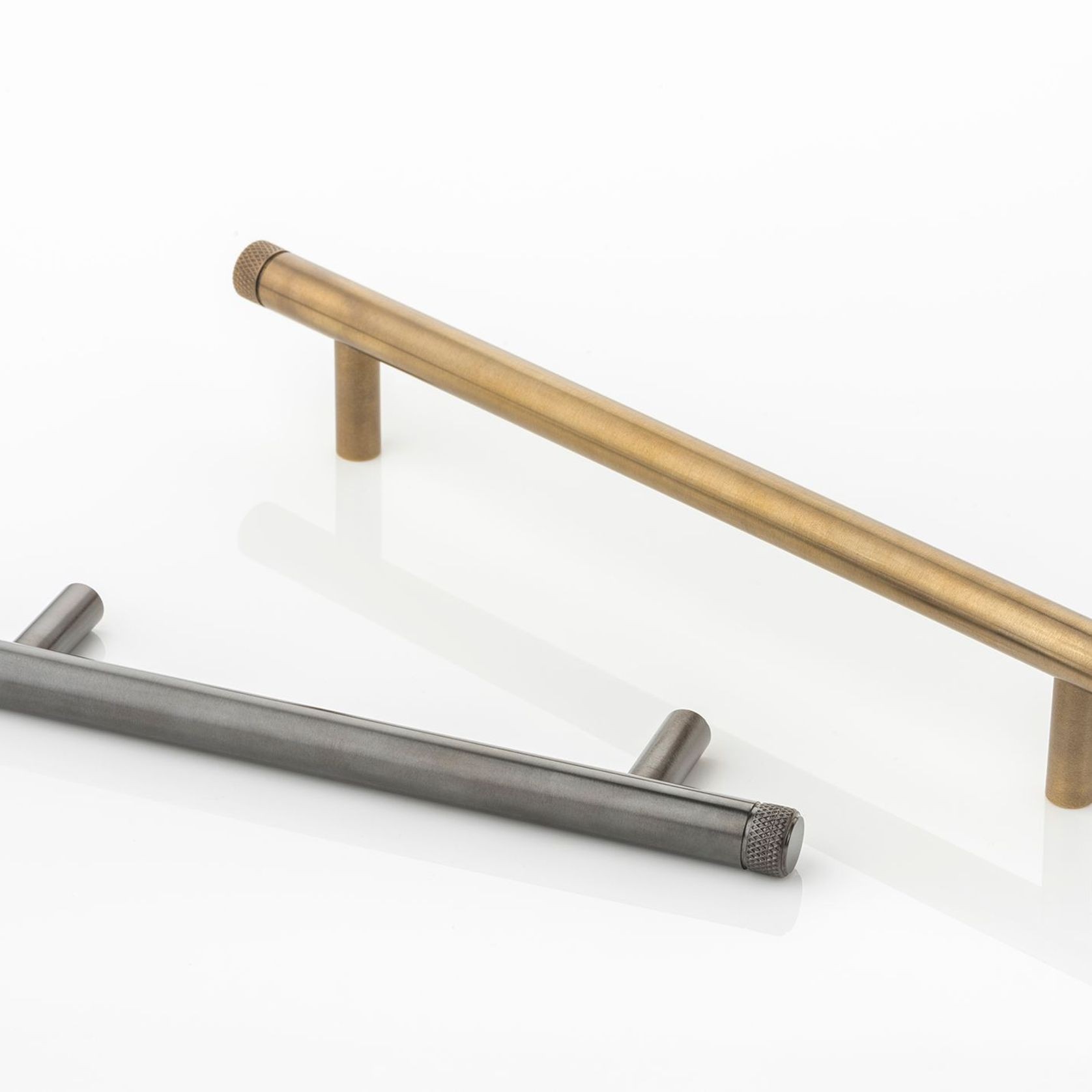 Joseph Giles Knurled Hardware Collection gallery detail image