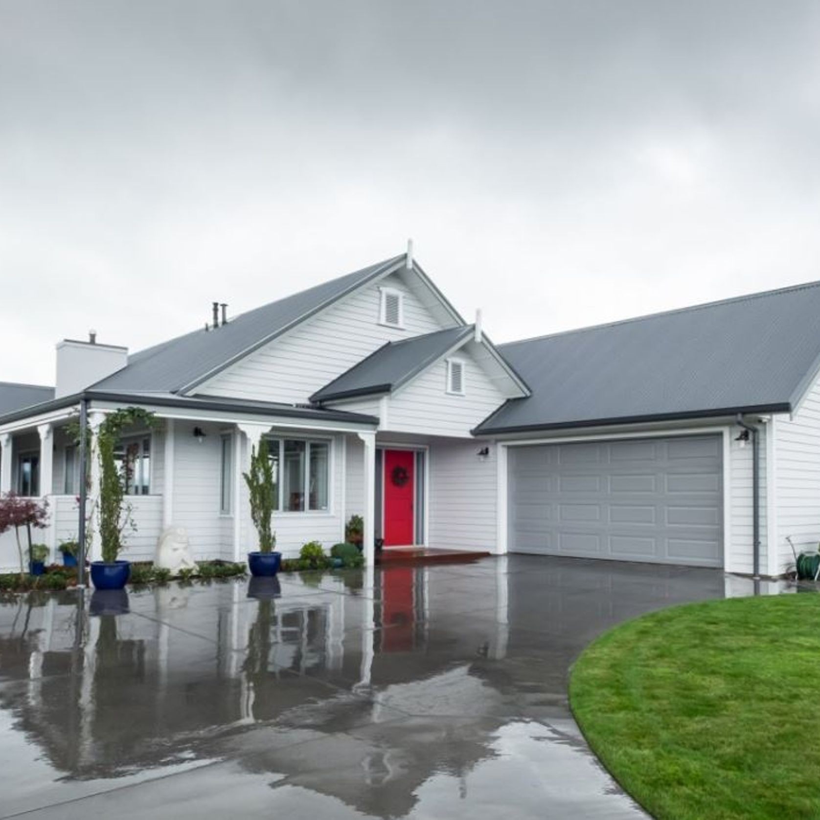 NZ Radiata Pine Weatherboards gallery detail image