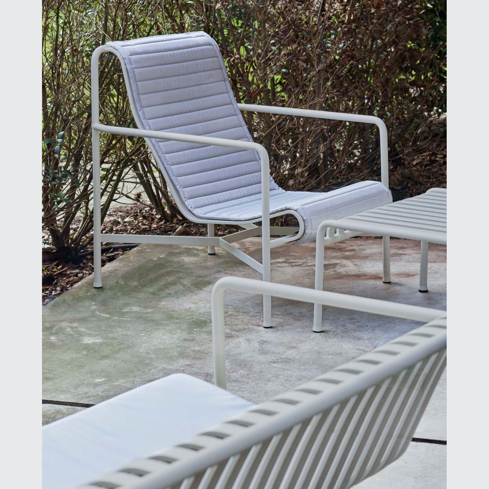Palissade Lounge Outdoor Chair by HAY gallery detail image