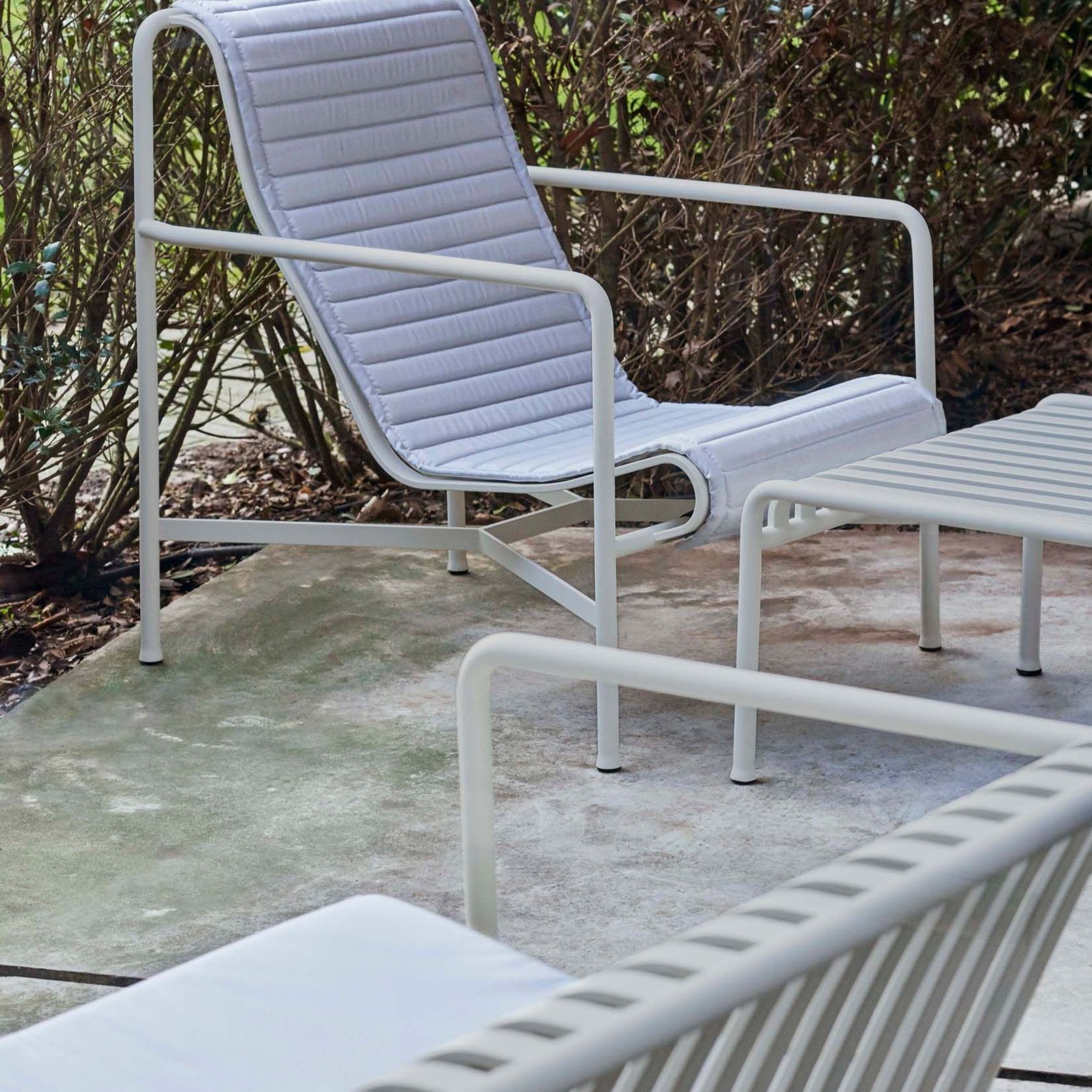 Palissade Lounge Outdoor Chair by HAY gallery detail image