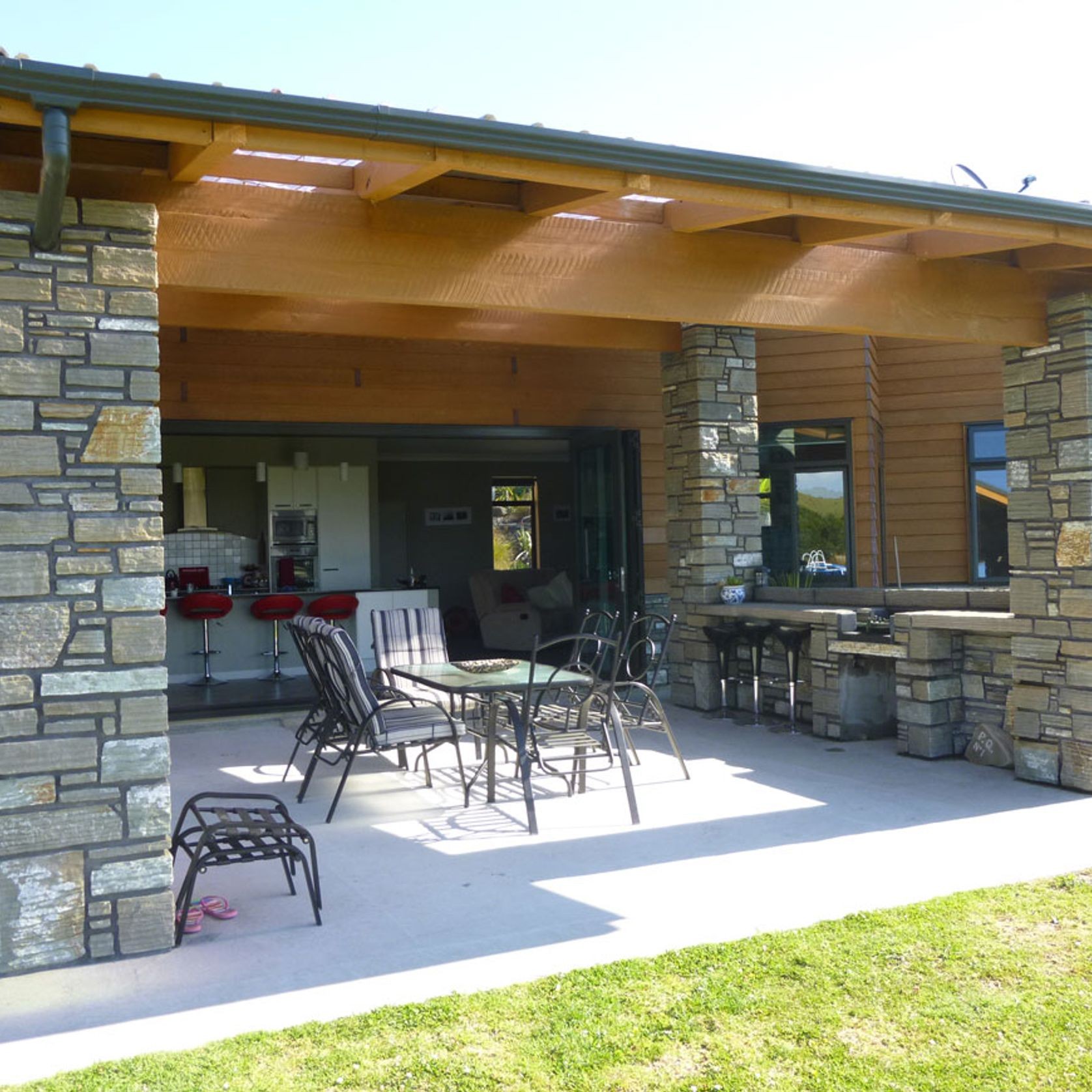 Paradise Stone Pillars gallery detail image