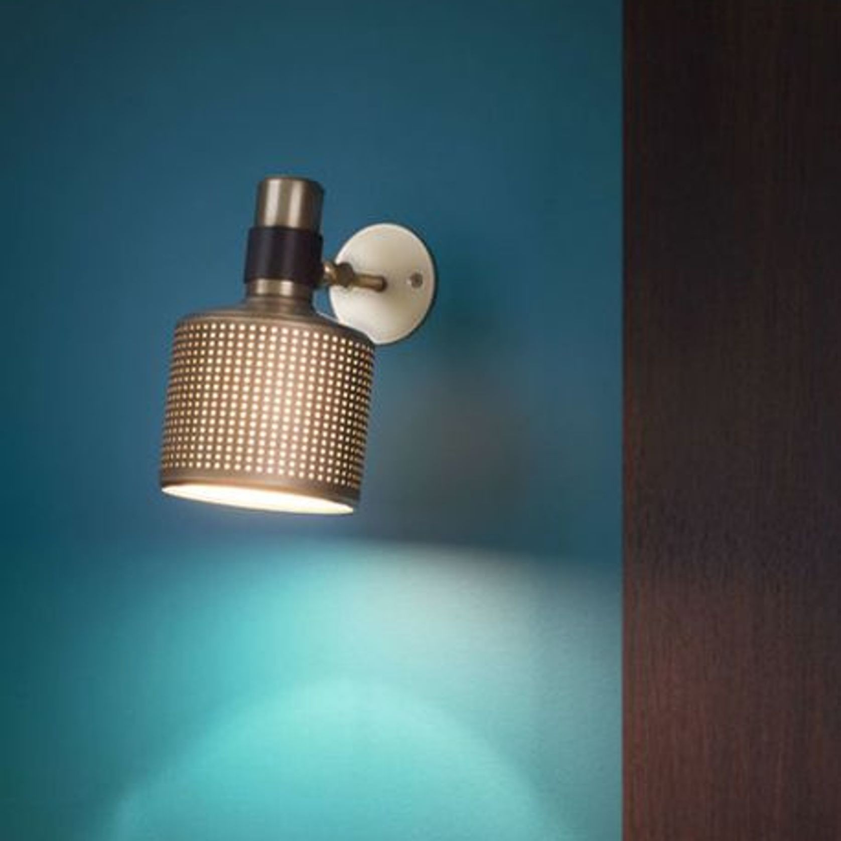 Riddle Wall Light – Single gallery detail image