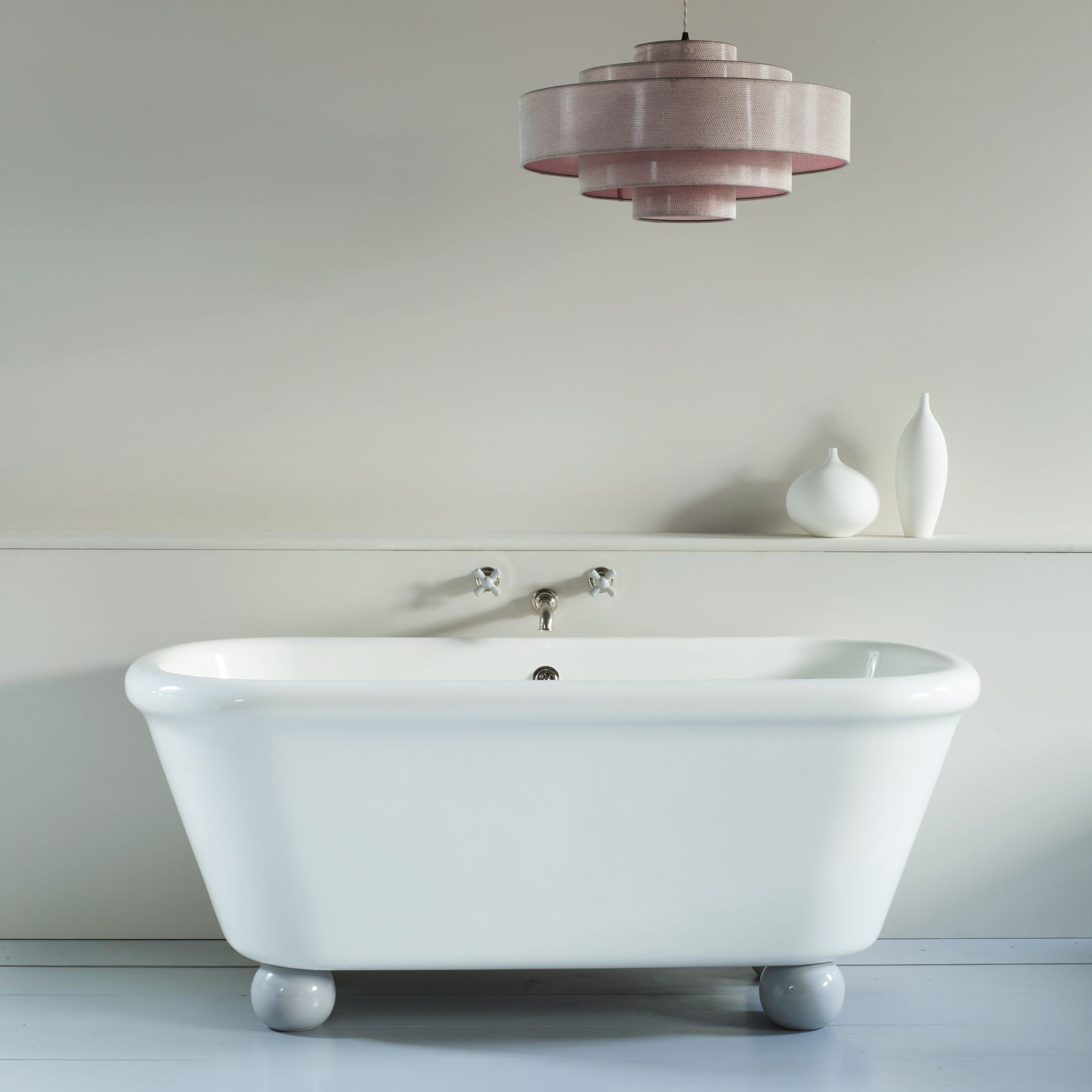 Rockwell Bath with Feet gallery detail image