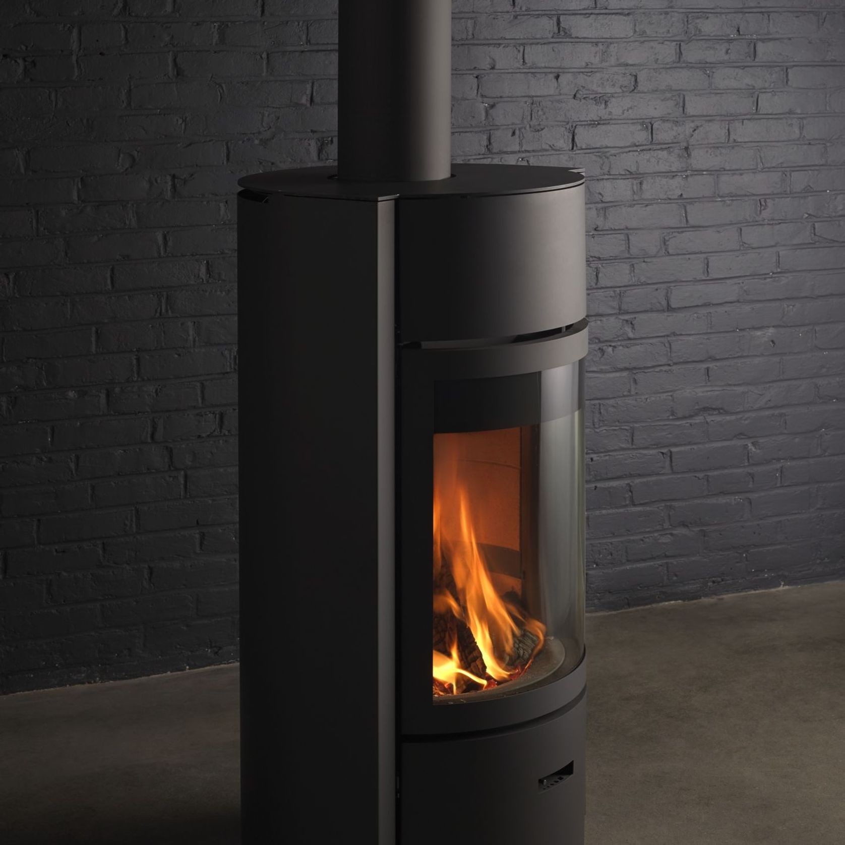 Stûv 30 Freestanding 3 in 1 Wood Fireplace gallery detail image