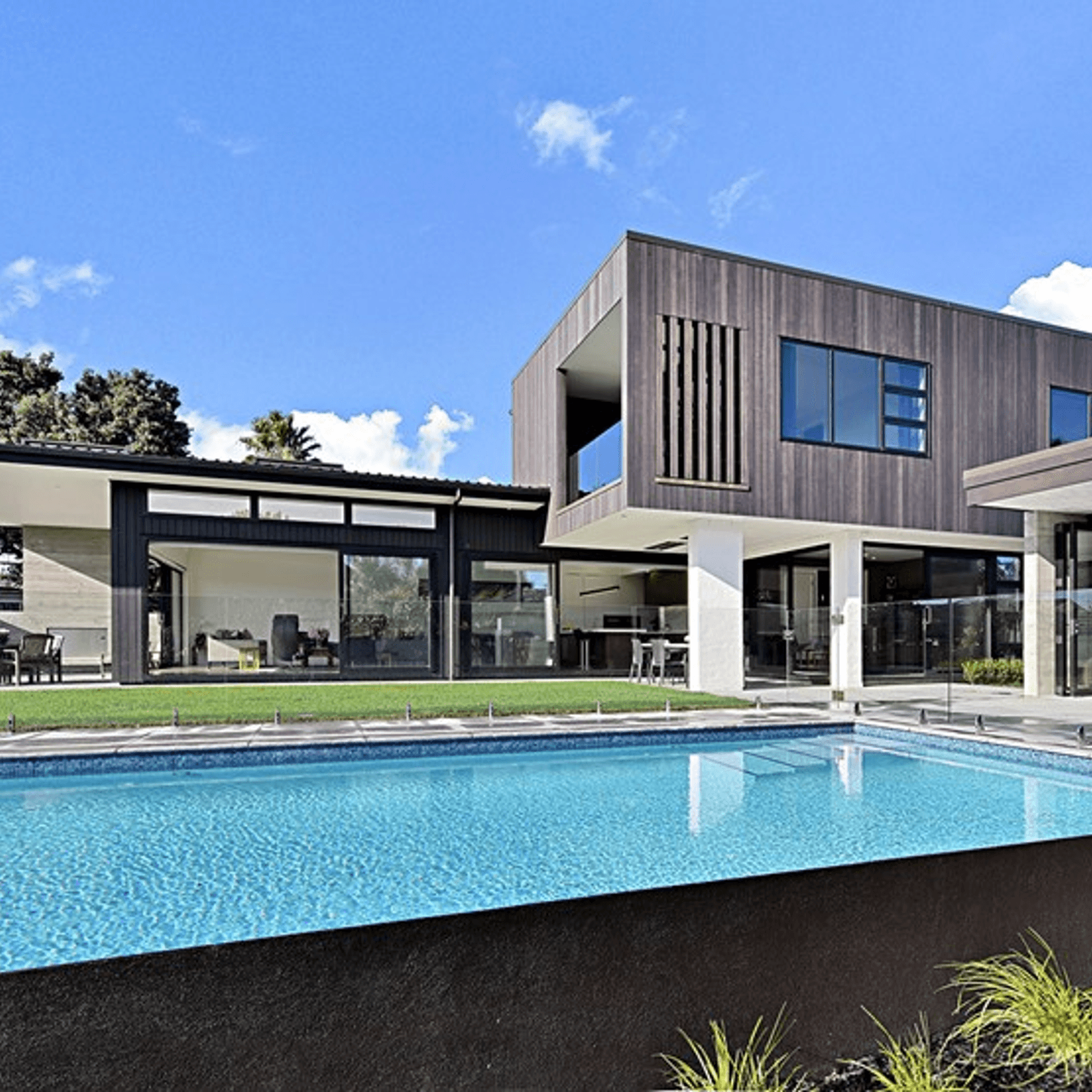 ITI Timspec CertClad Weatherboards - WR Cedar gallery detail image