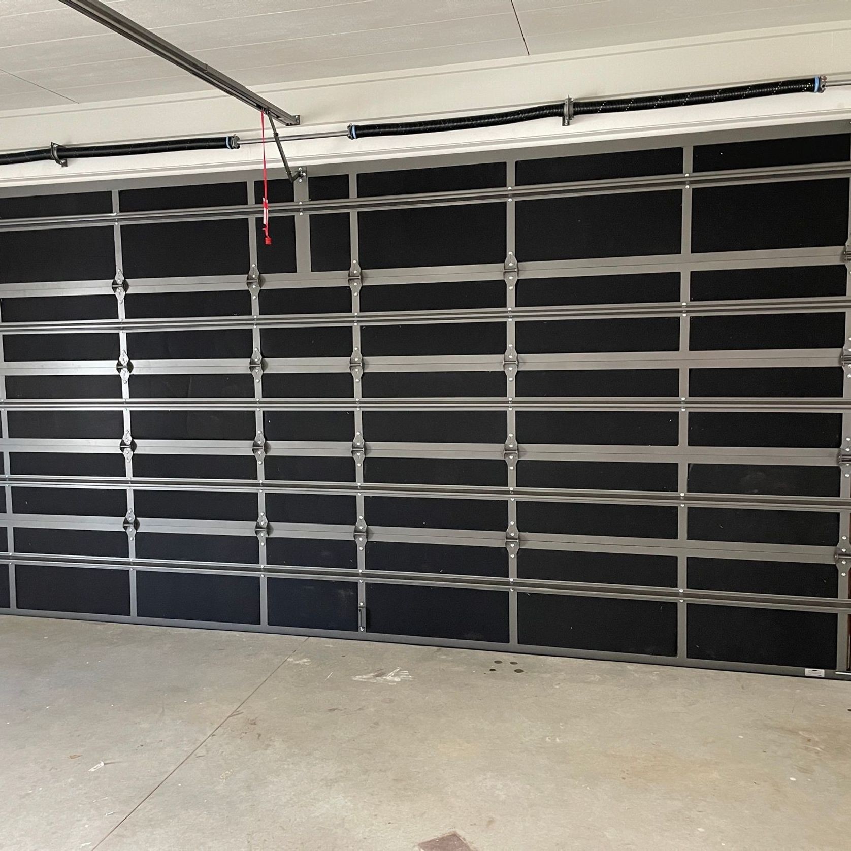 Mammoth Insulated Garage Door gallery detail image