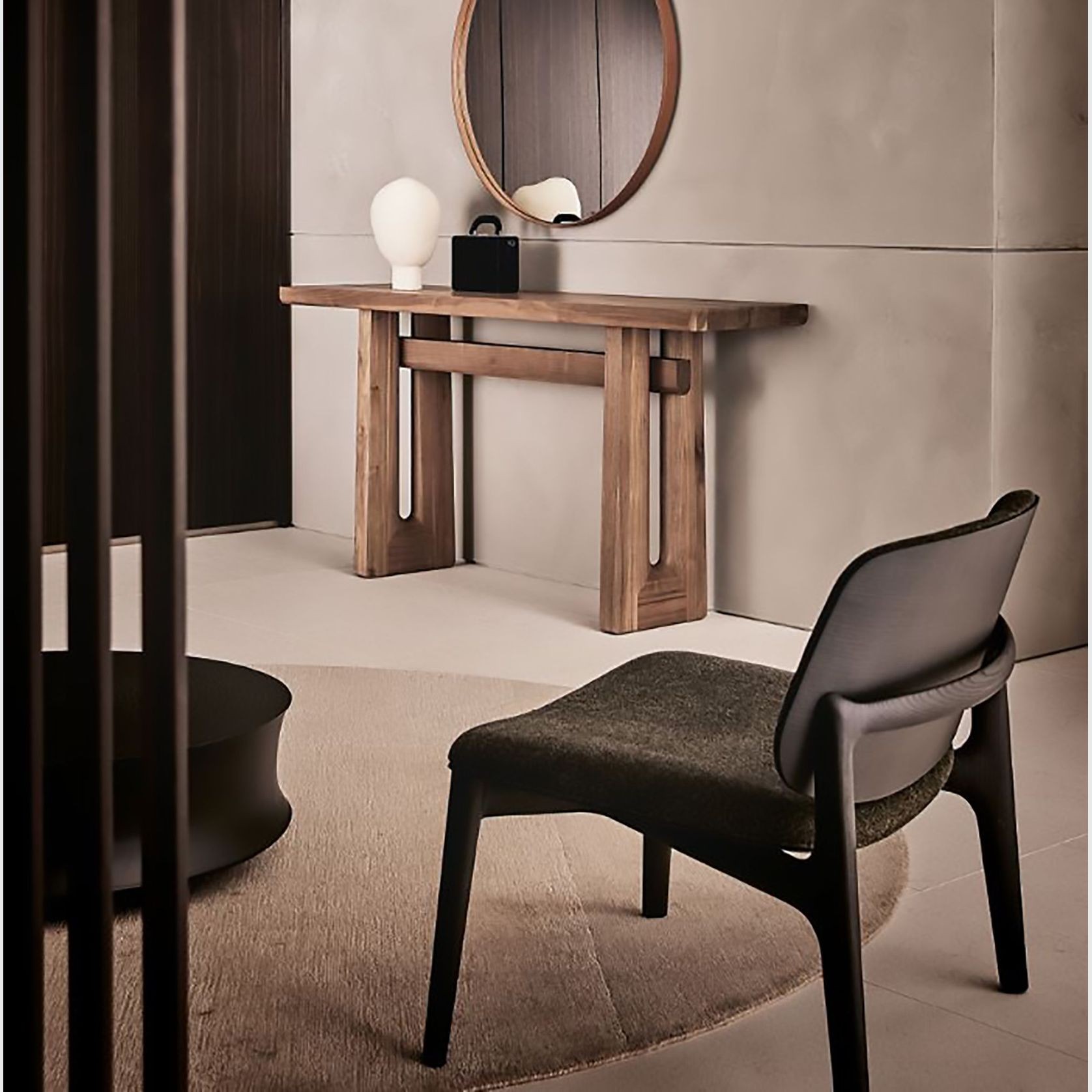 Curve Armchair gallery detail image