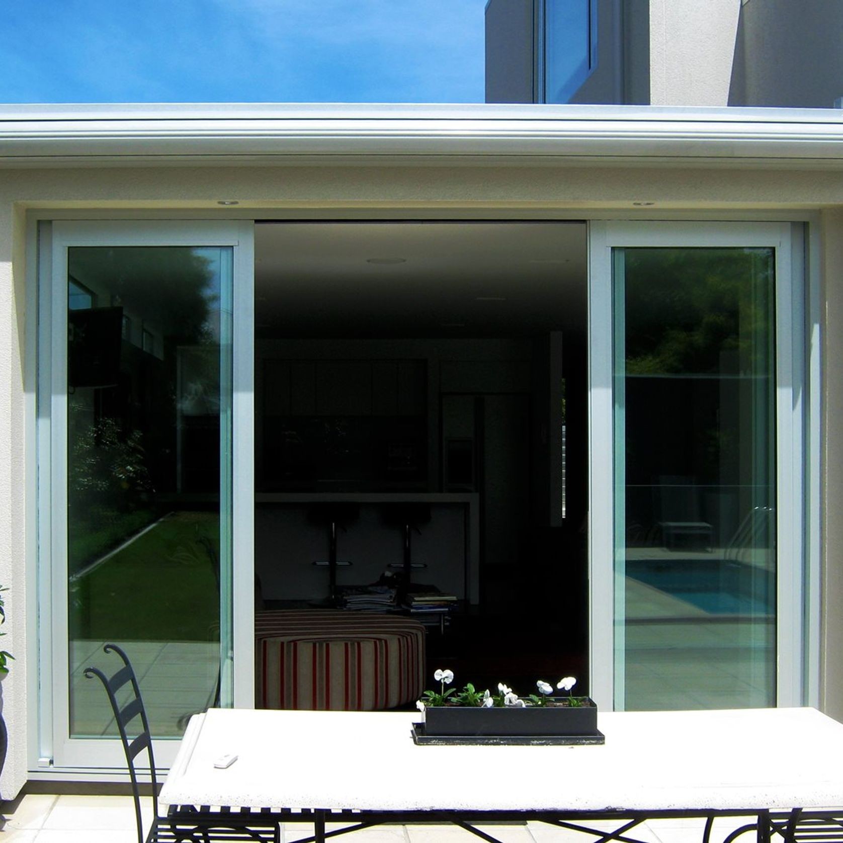 Cabriolet Boulevard Awning gallery detail image