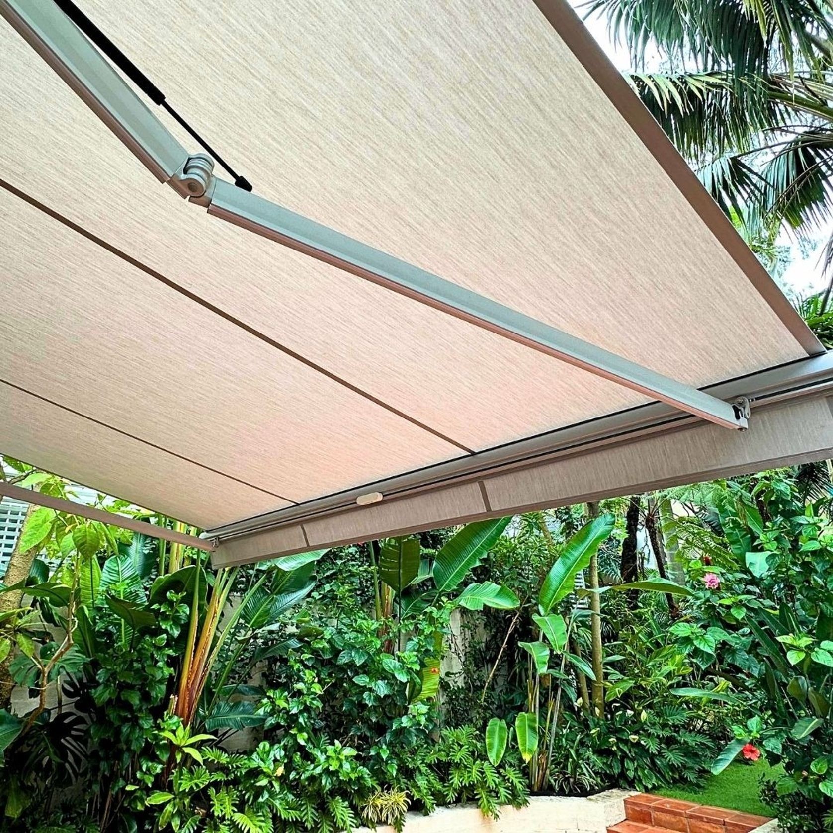 Aria Classic Folding Arm Awnings gallery detail image