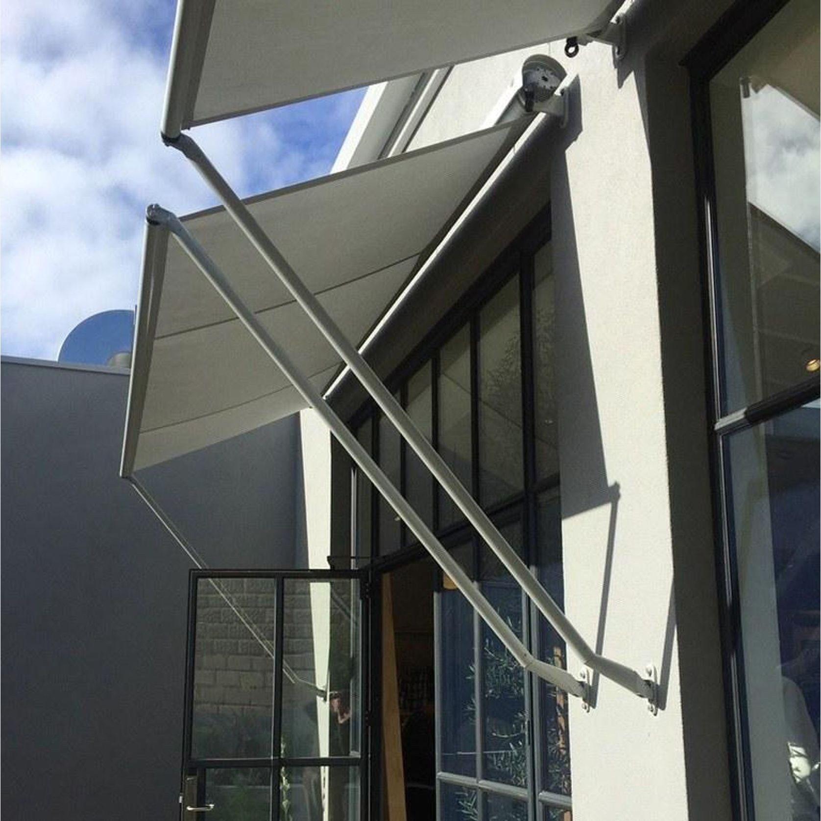 Drop Arm Awnings | Warema gallery detail image
