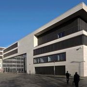 Vertical Awnings | Warema gallery detail image