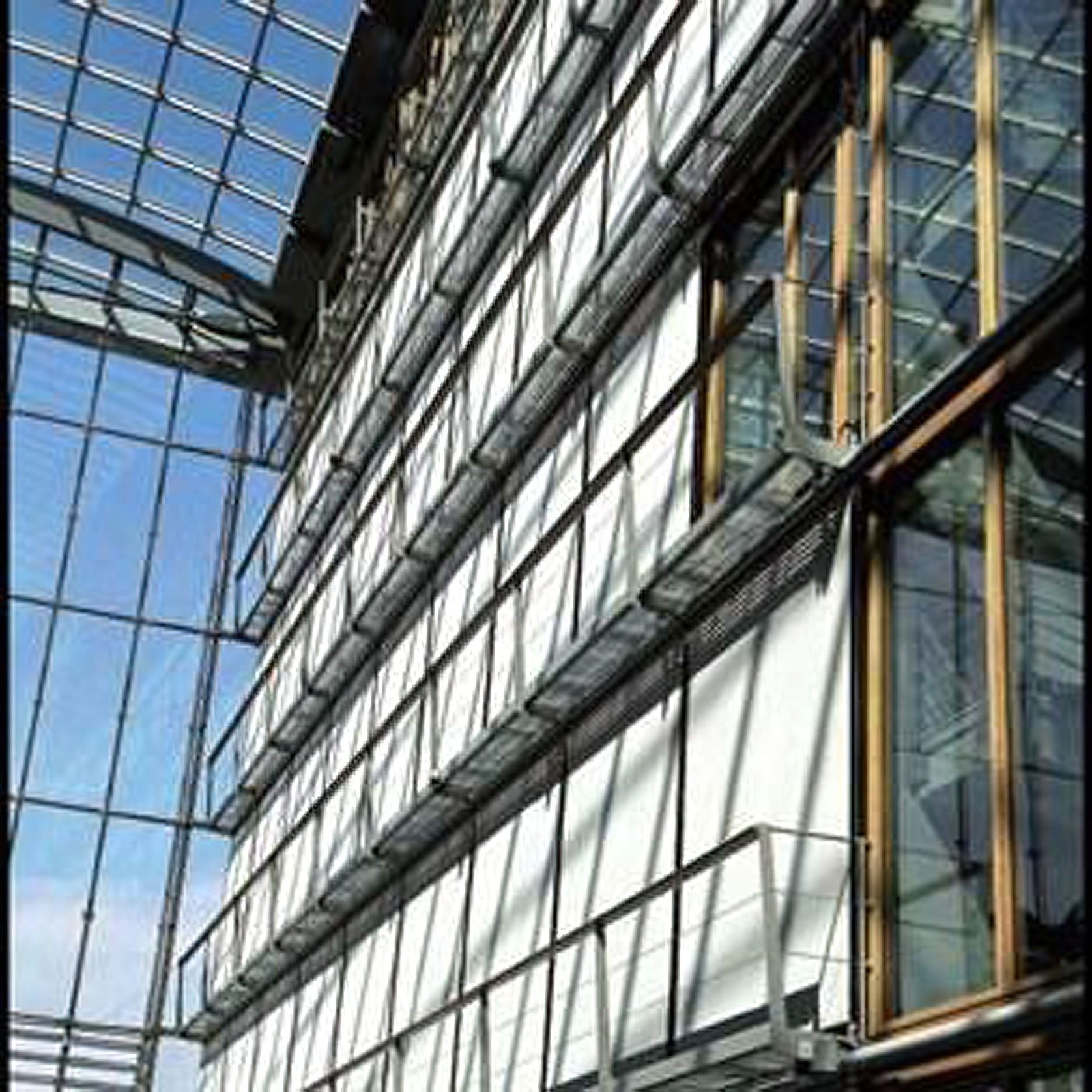 Vertical Awnings | Warema gallery detail image