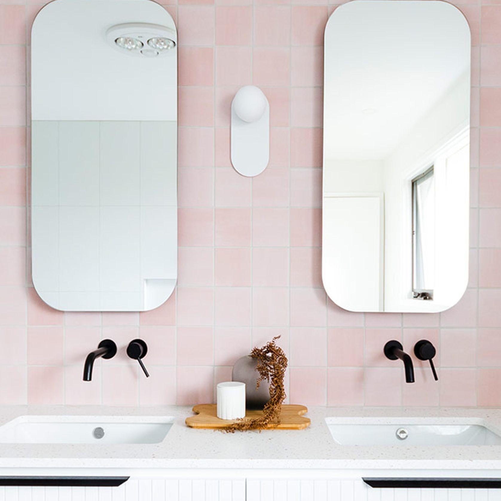 Elysian Minimal Mixer & Spout Set | Matte Black gallery detail image