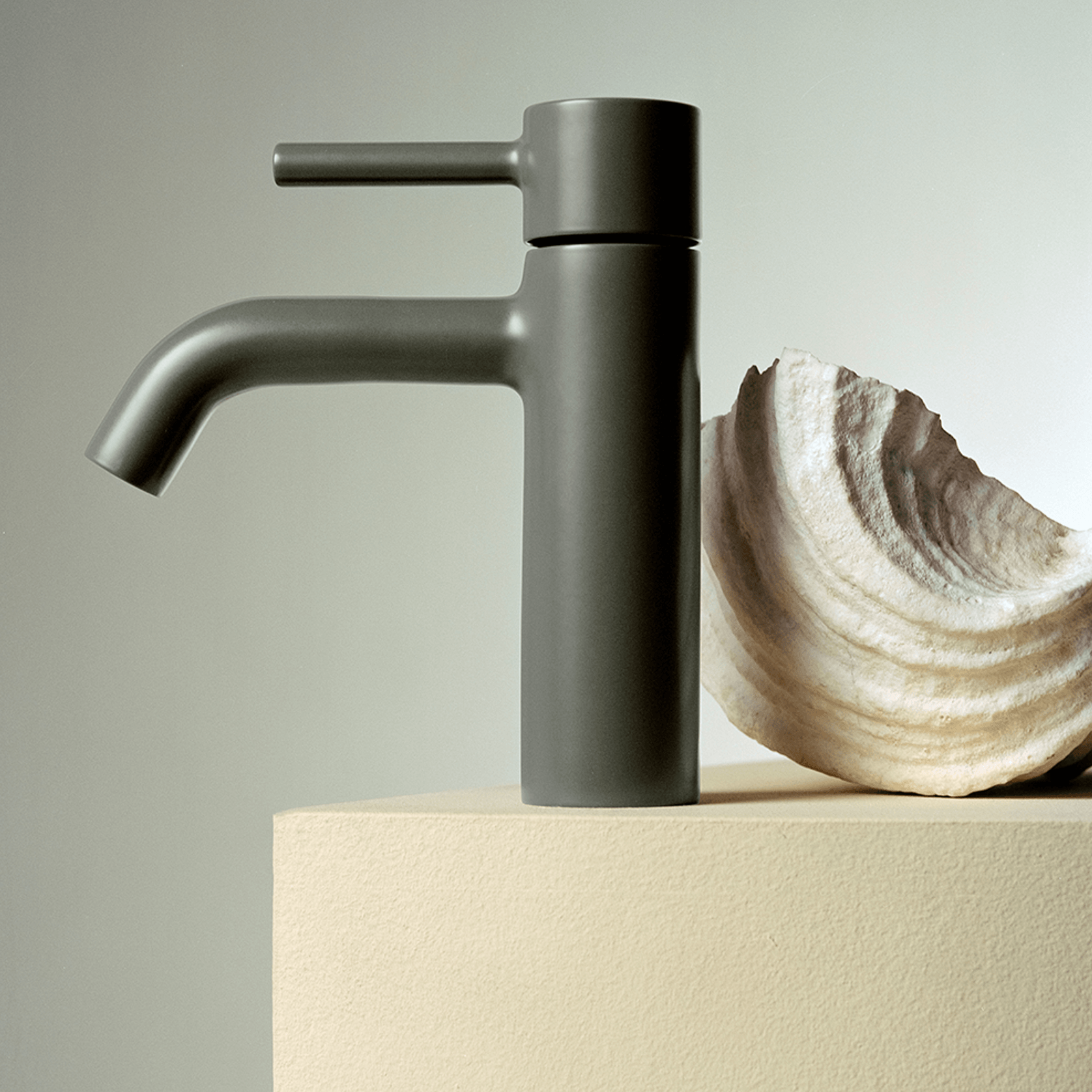 Pan S Basin Mixer gallery detail image