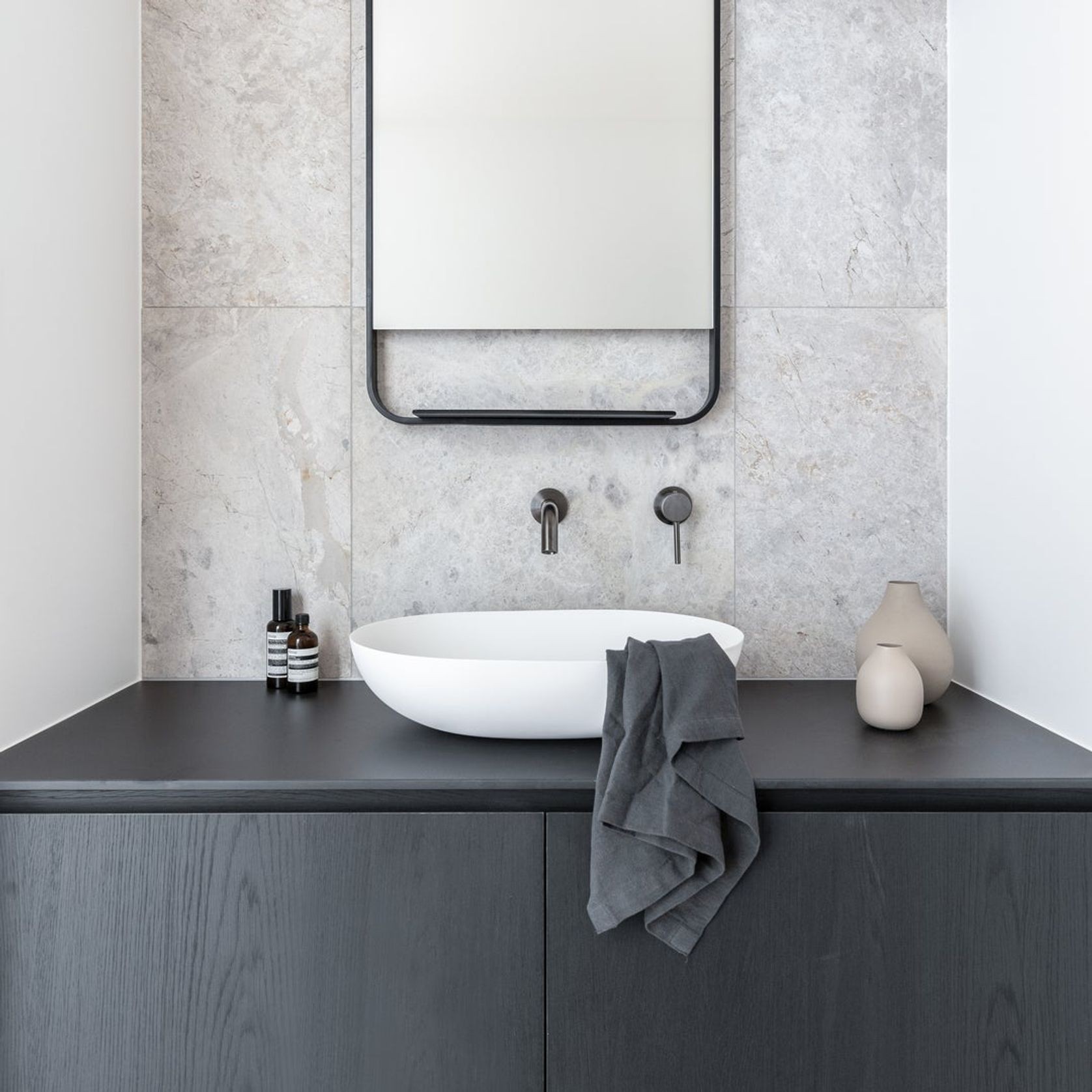 Elysian - Minimal Mixer - Brushed Gunmetal gallery detail image