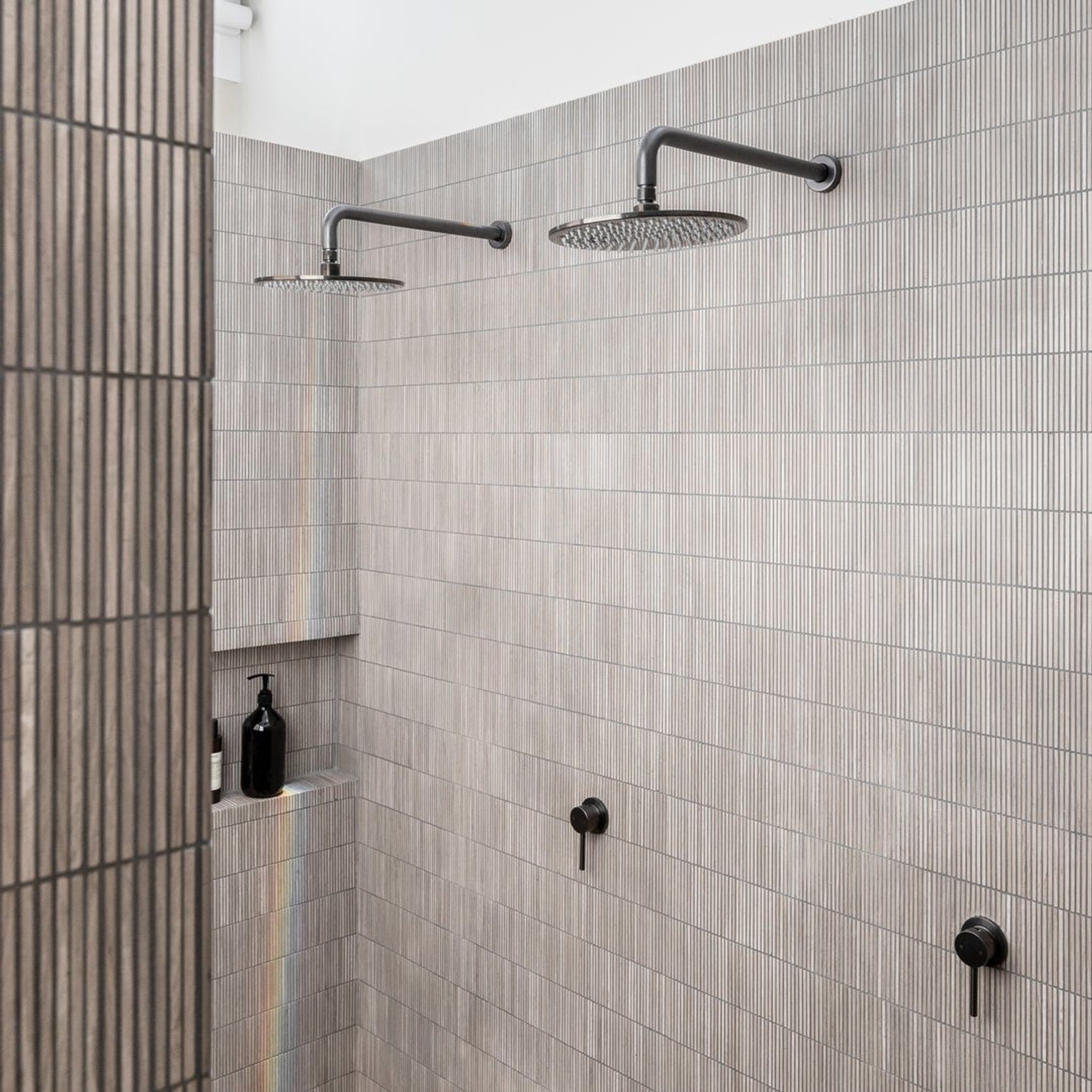 Elysian - Minimal Mixer - Brushed Gunmetal gallery detail image