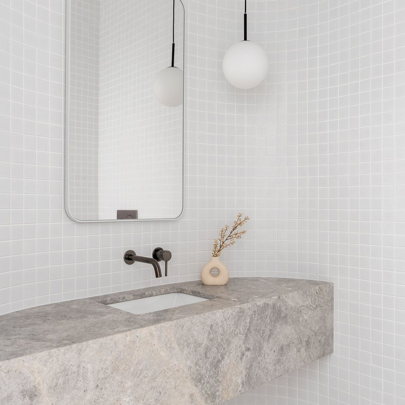 Elysian - Minimal Mixer - Brushed Gunmetal gallery detail image