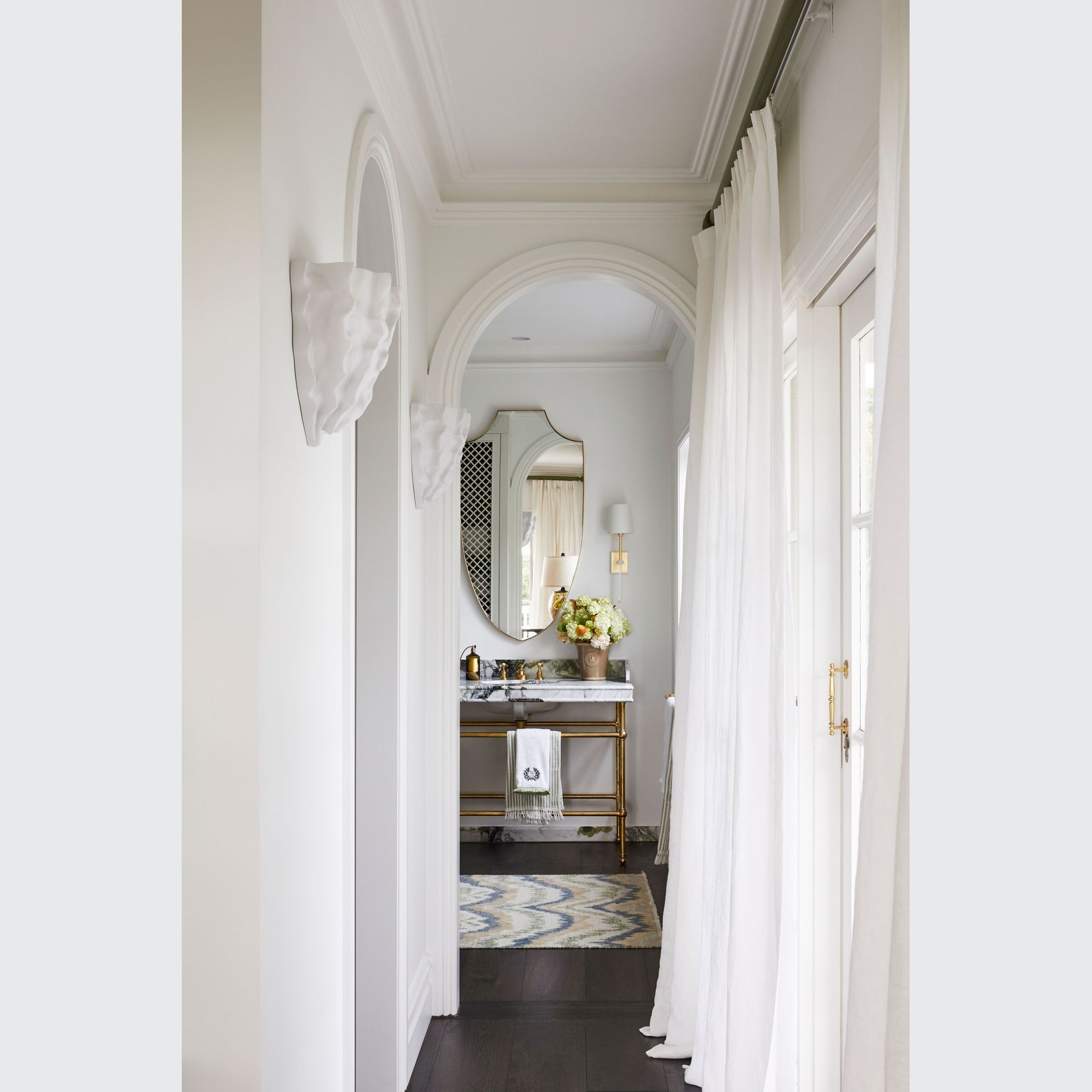 Hawthorn Hill Basin Stand Vanity gallery detail image