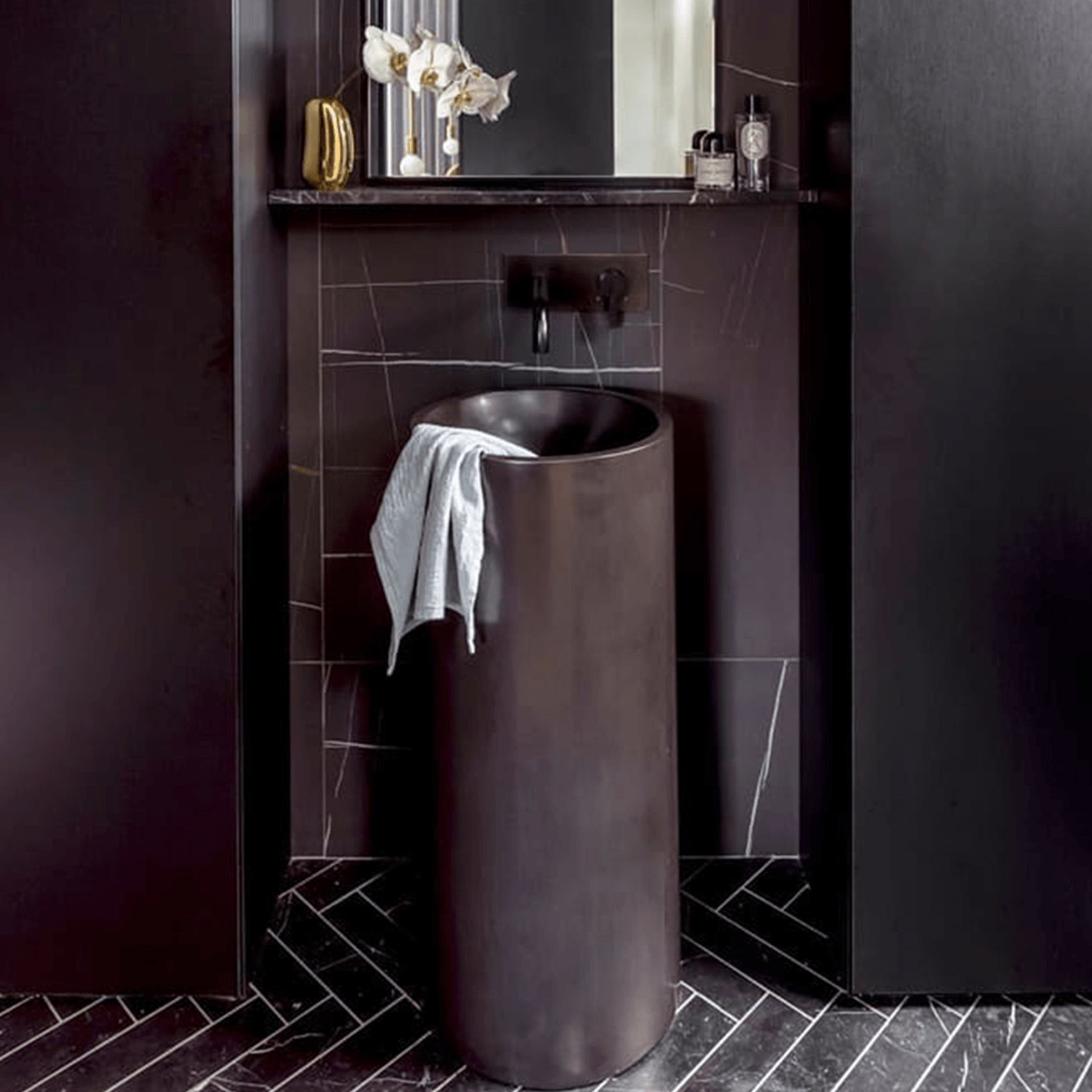 Apaiser Lunar Freestanding Basin gallery detail image