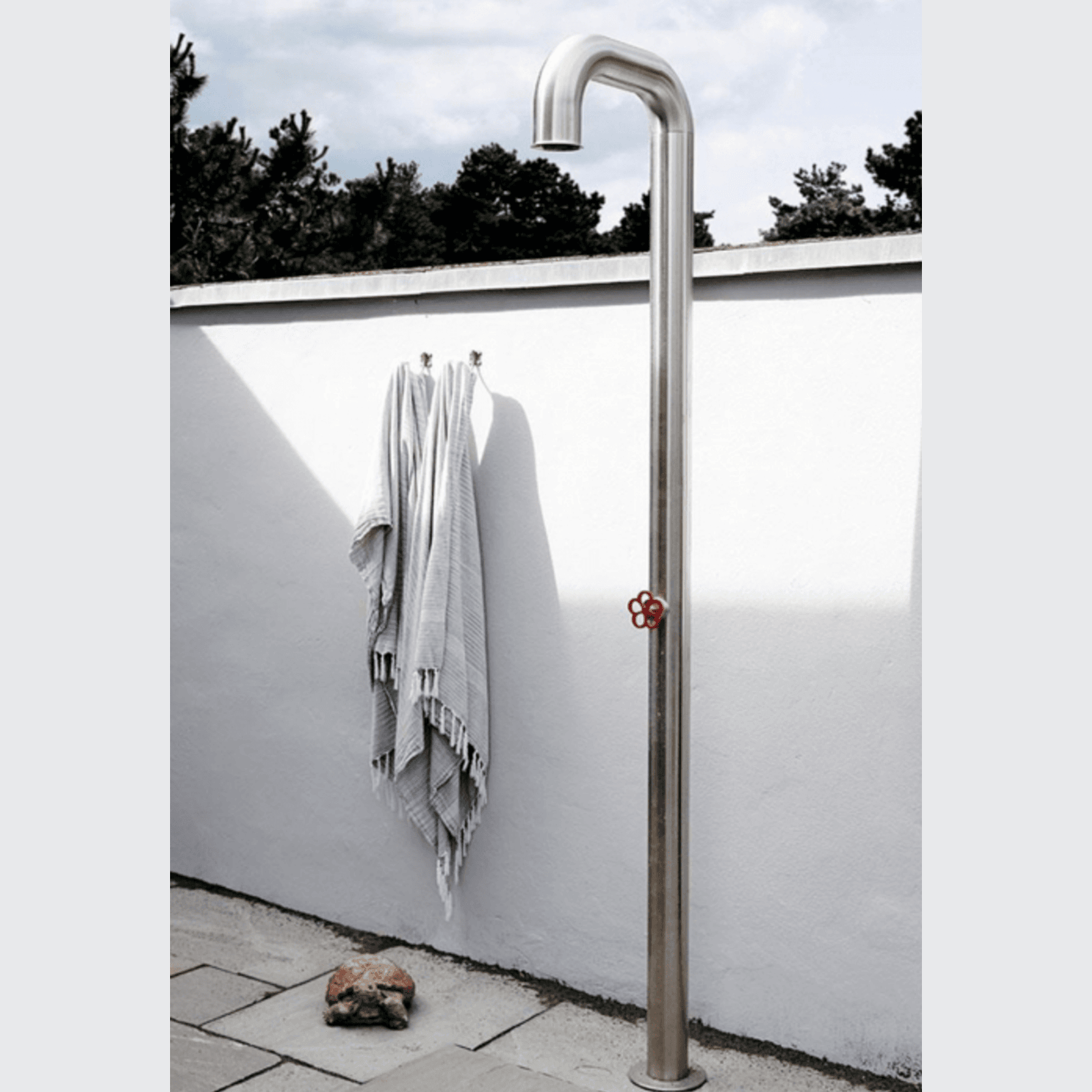 PIPE - Outdoor Shower by Boffi gallery detail image