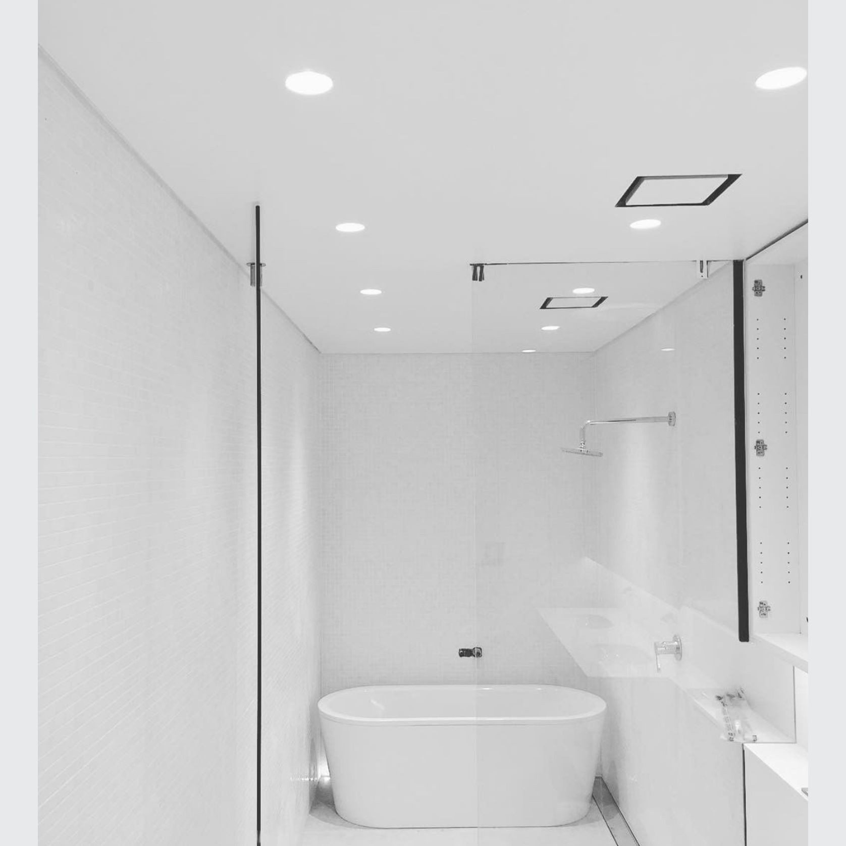 HB1010 / 250 Square Frameless Extraction Grill gallery detail image