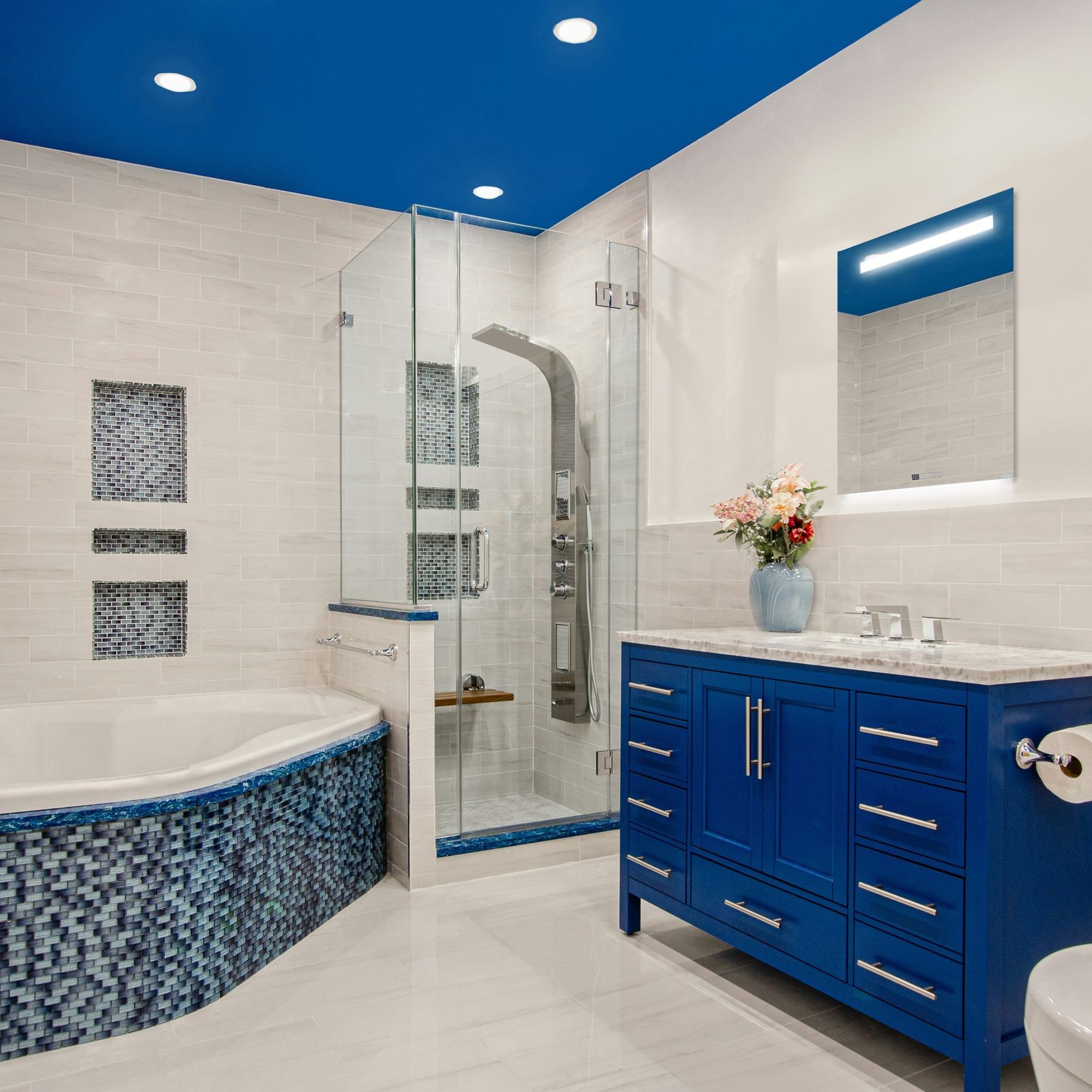 Select XLS Mirror with Lights and Integrated Controls gallery detail image