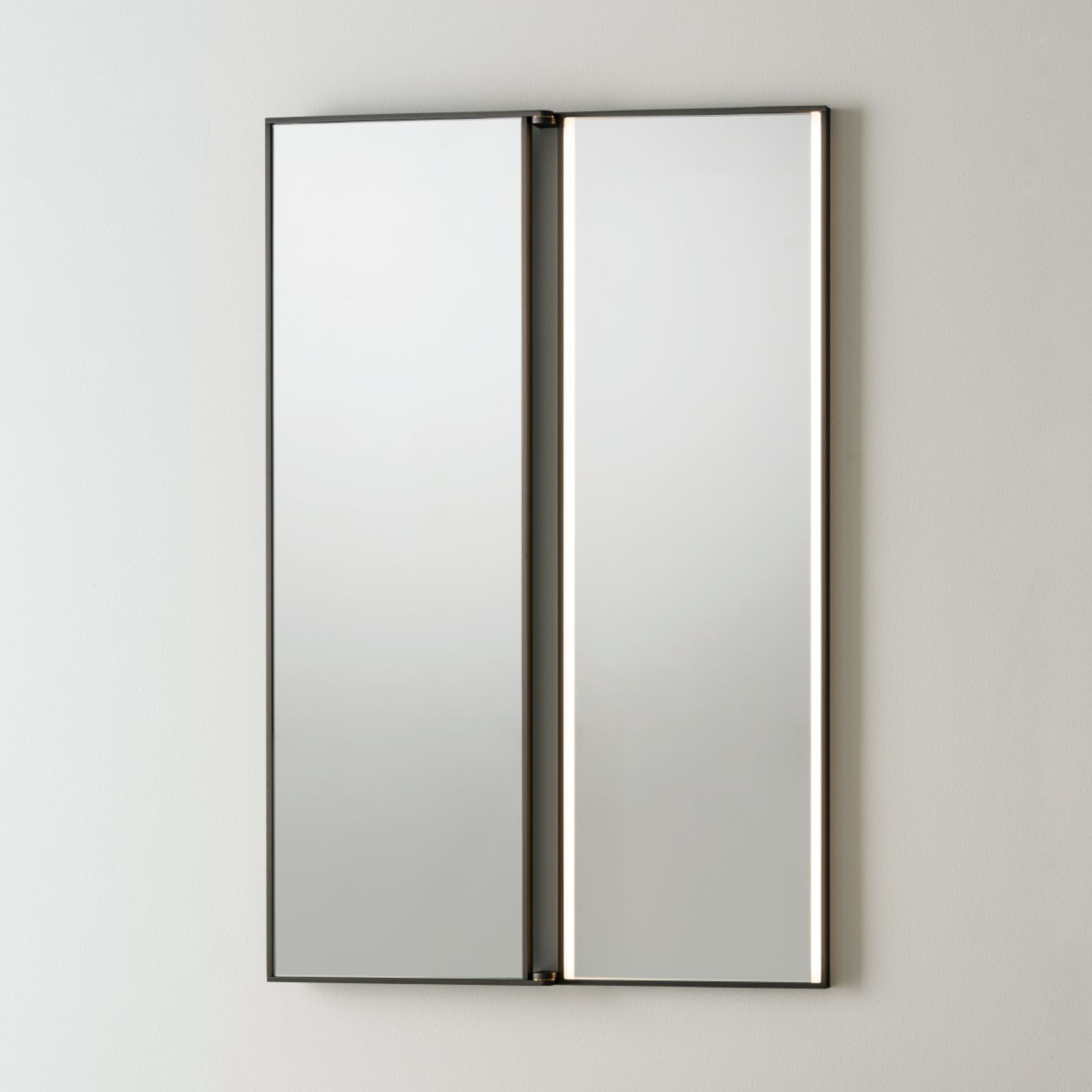 SIXTY - Wall Mirror with LED by CEA gallery detail image