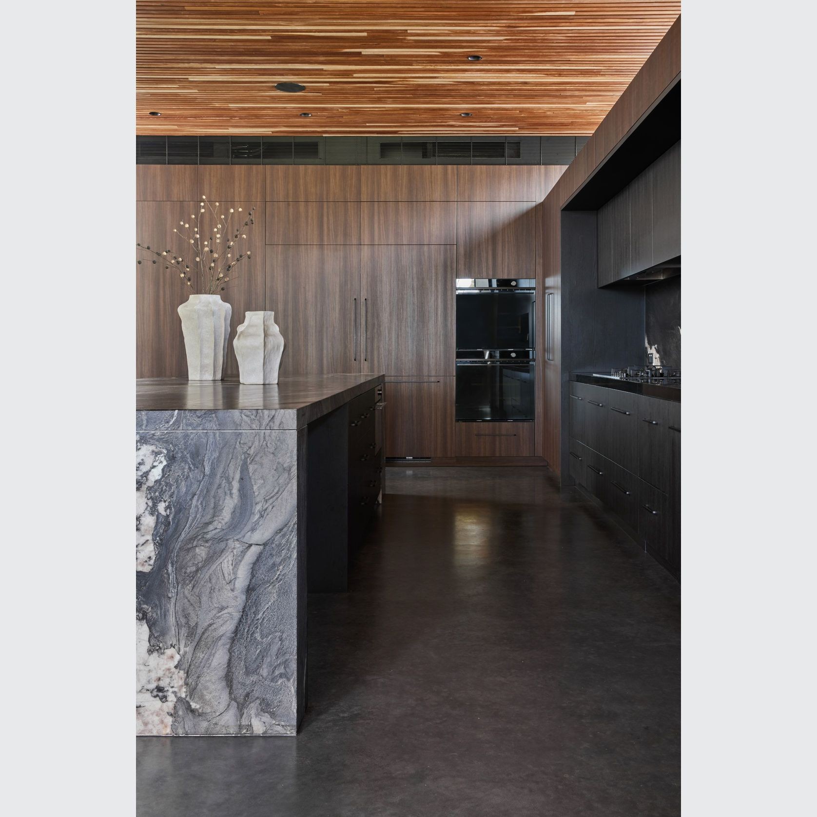 Natural Stone | Black Tempest Quartzite gallery detail image