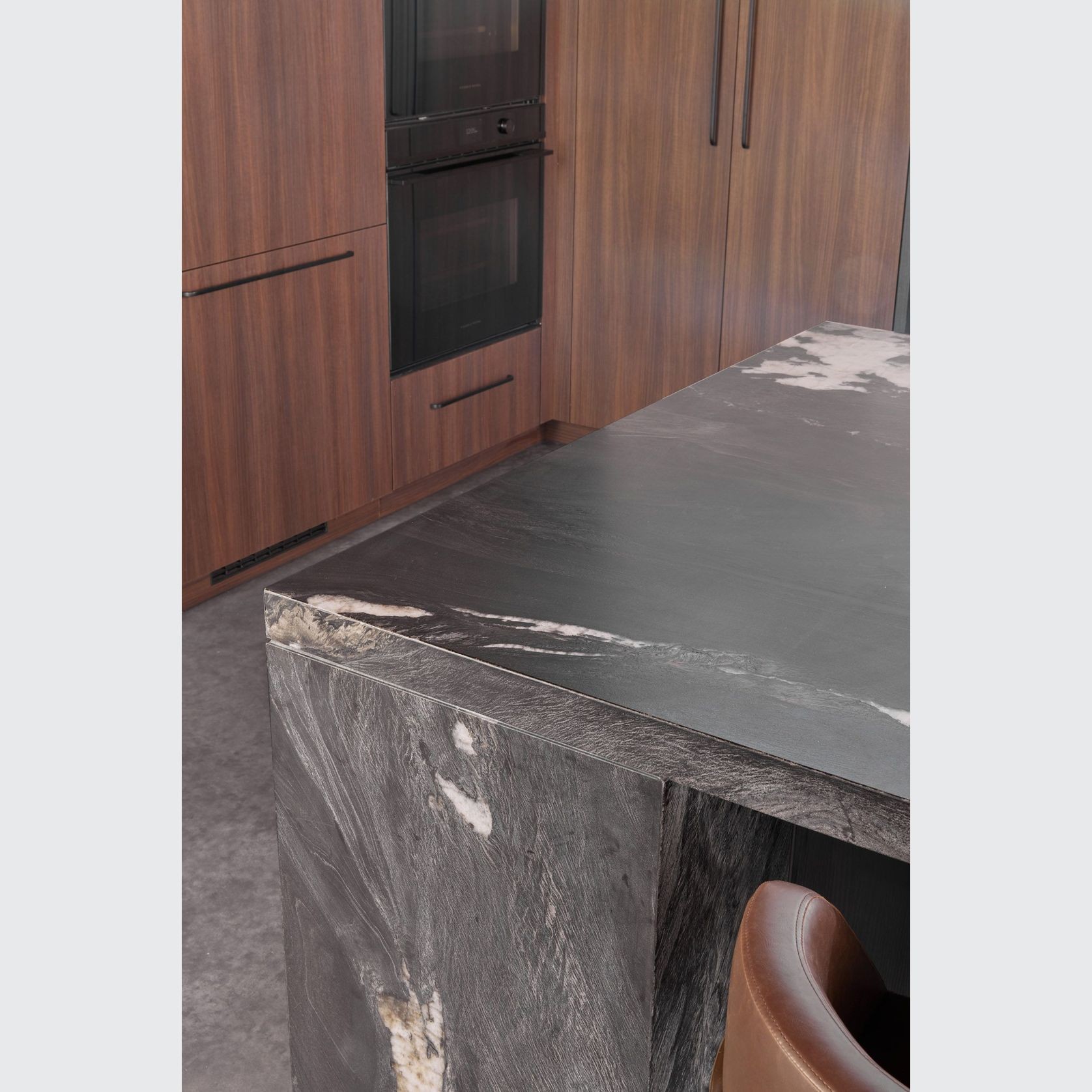 Natural Stone | Black Tempest Quartzite gallery detail image