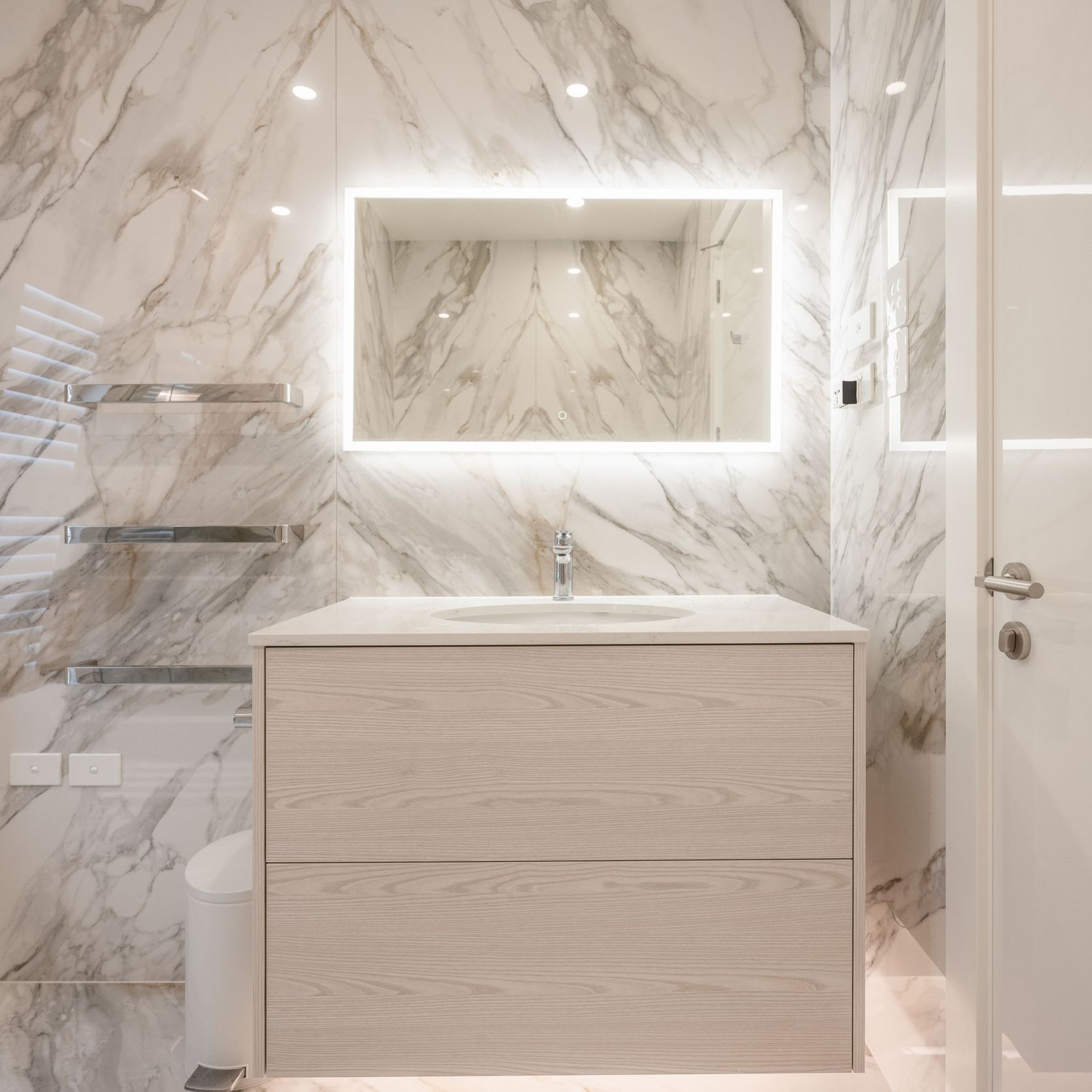 BATHROOM WALL HUNG VANITY 2 DRAWERS WITH LED gallery detail image