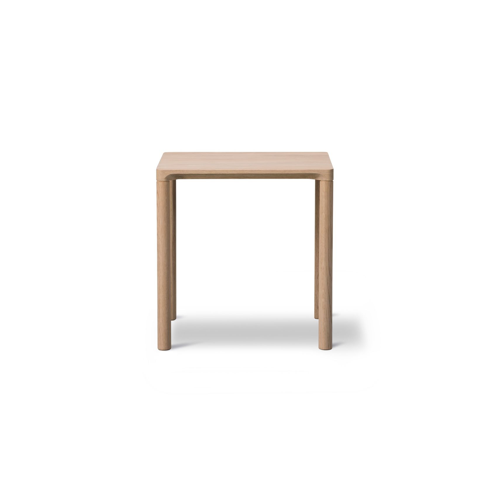 Piloti Side Table - Model 6700 by Fredericia gallery detail image