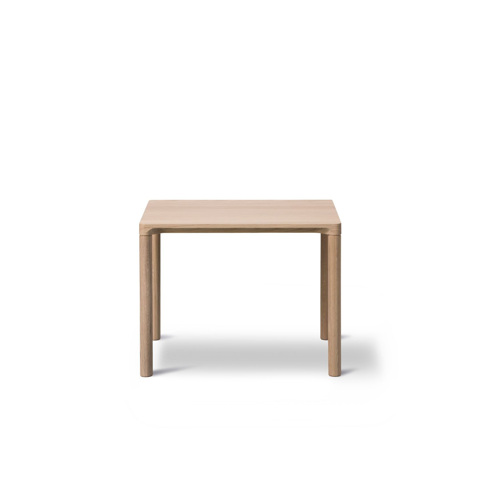 Piloti Side Table - Model 6705 by Fredericia gallery detail image