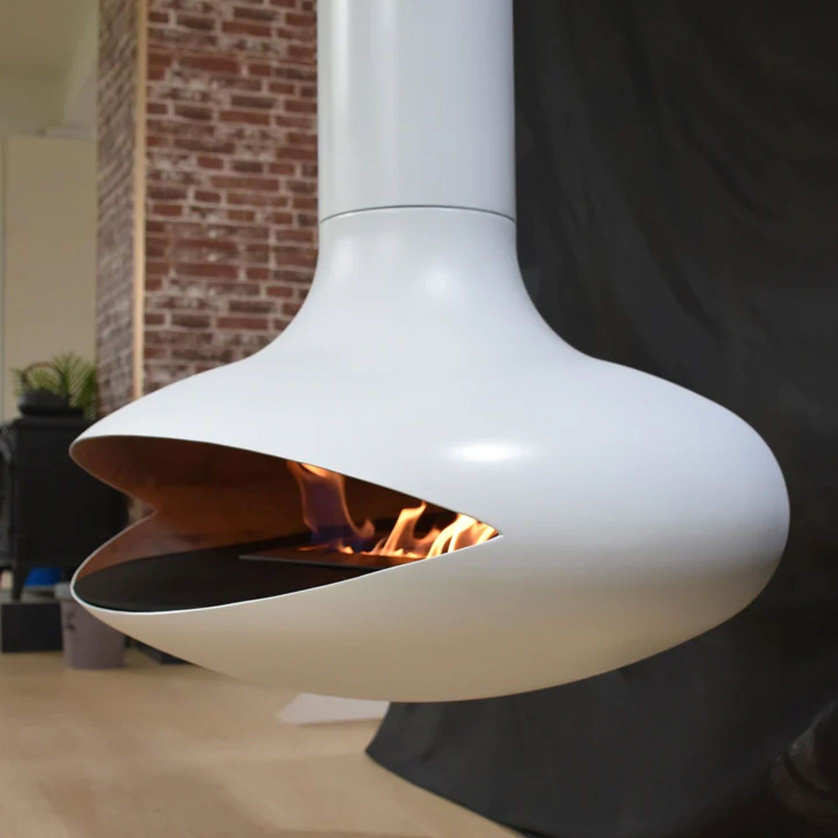 Zen Elegante 800 Bio-Ethanol Suspended Fireplace gallery detail image