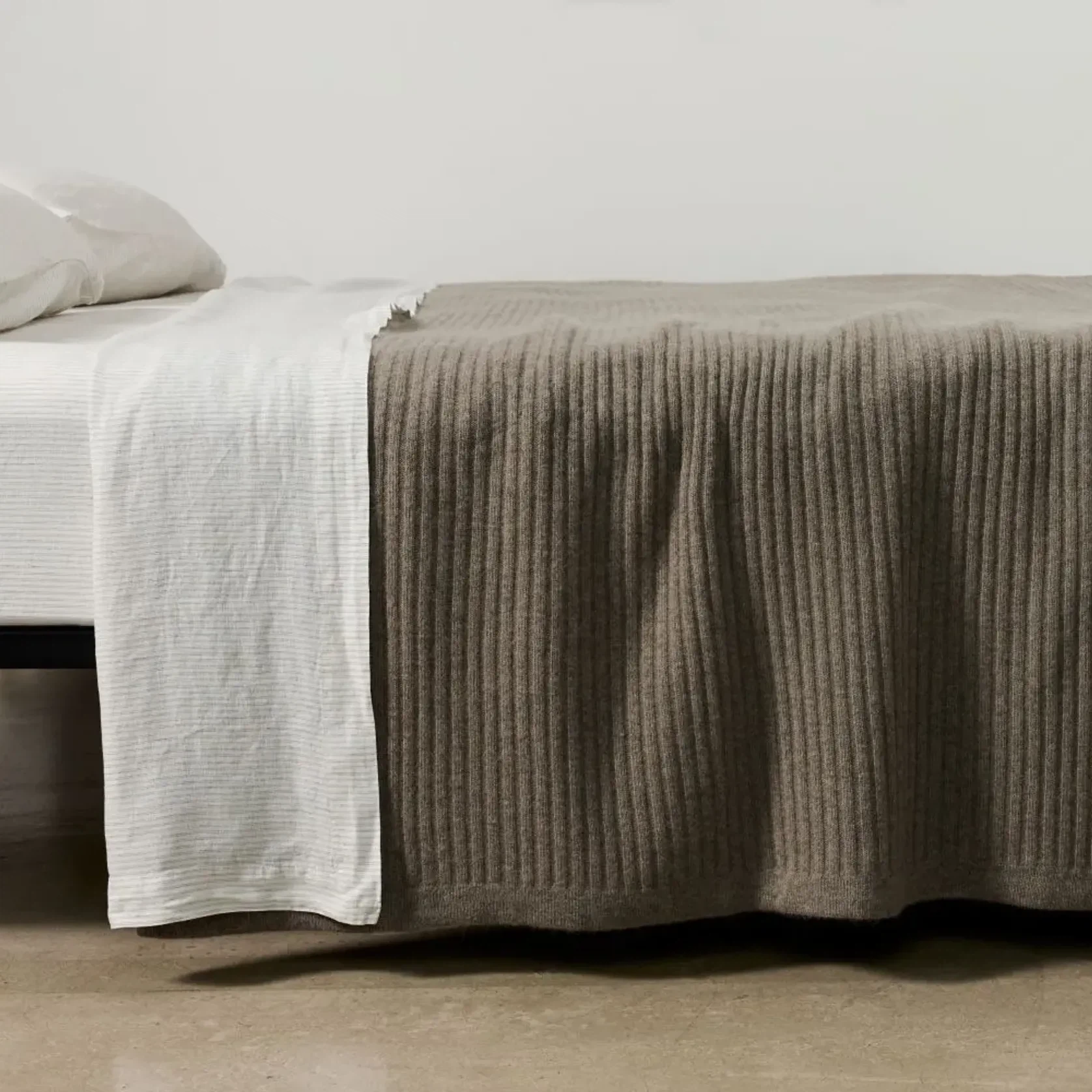 Wide Rib Angora & Merino Wool Throws gallery detail image