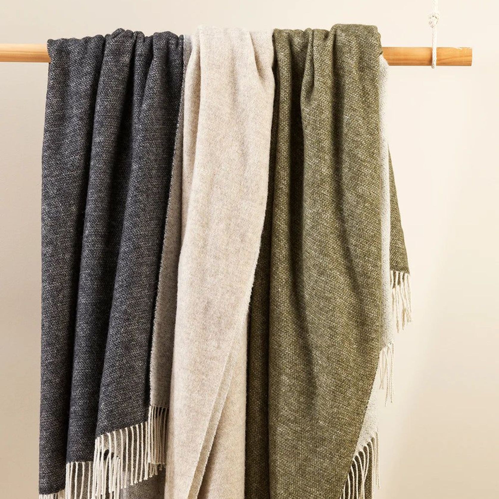 Baya Casa Throw - Kale | Merino Blend gallery detail image