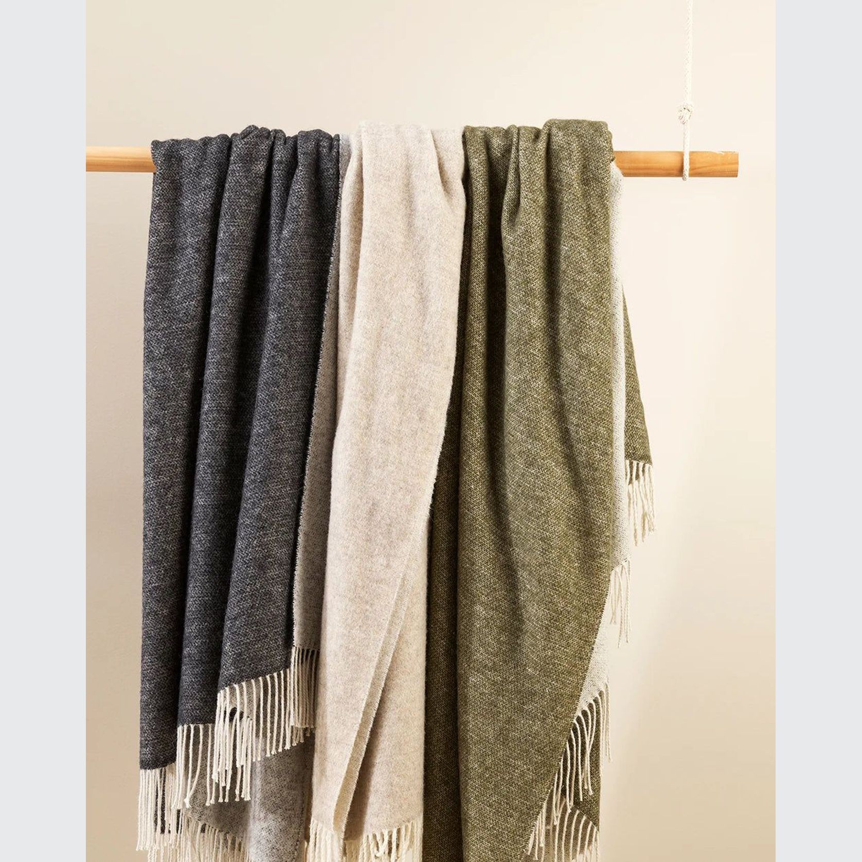 Baya Casa Throw - Anthracite | Merino Blend gallery detail image