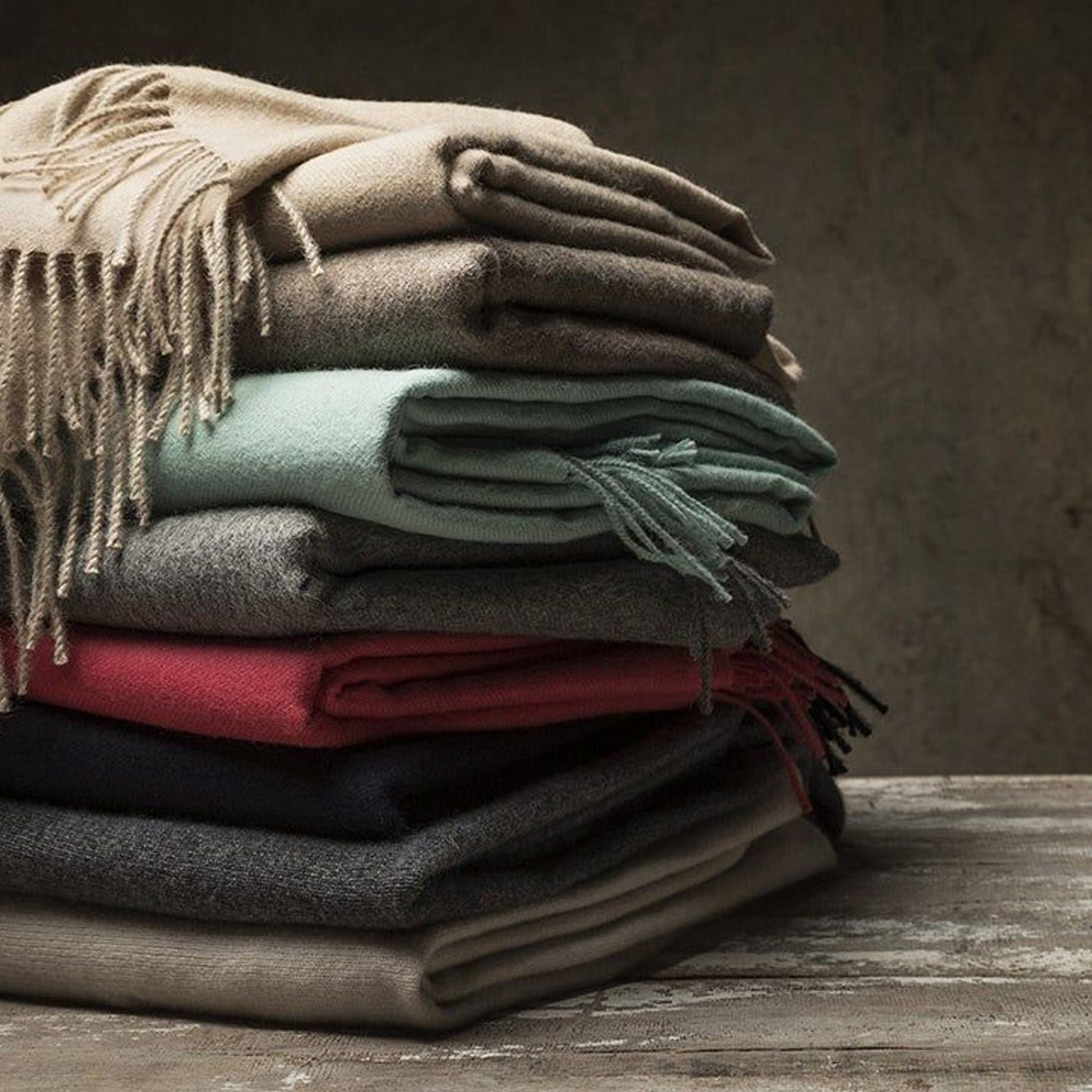 Fischbacher 1819 Alpaca Throw - Puro Charcoal gallery detail image