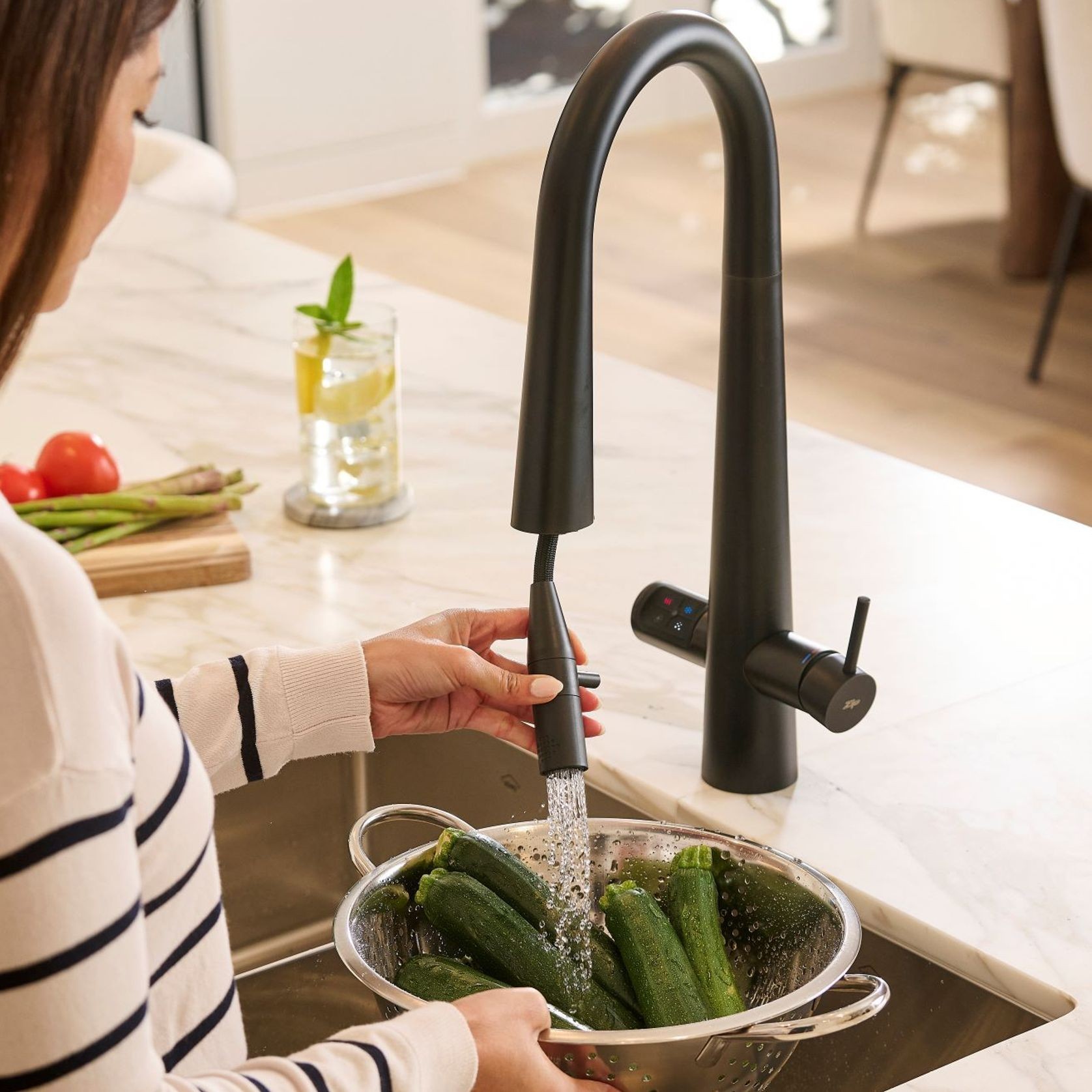 HydroTap G5 BCSHA Celsius Plus All-In-One Pull-Out Tap gallery detail image
