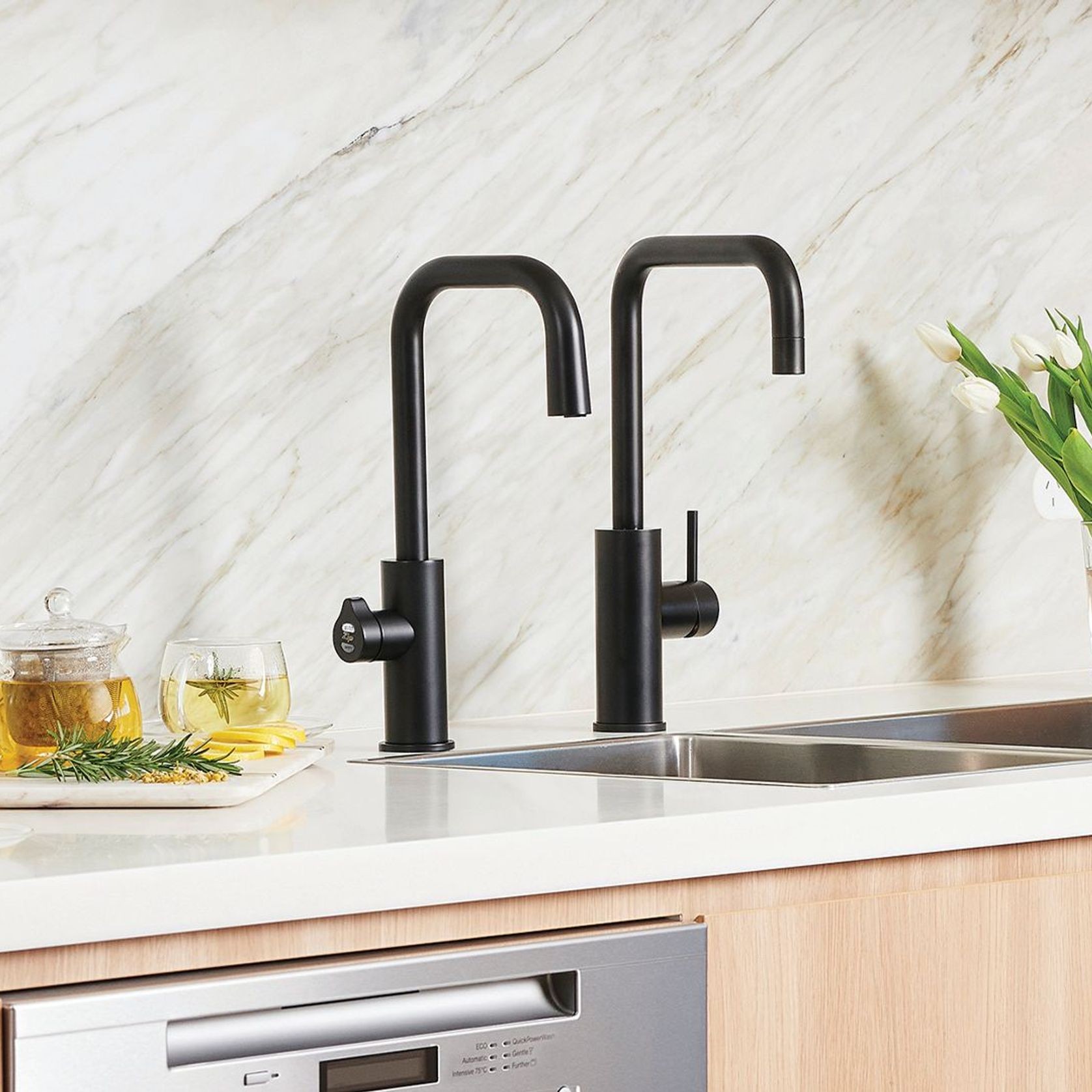 HydroTap G5 BCS20 Cube Plus Matte Black gallery detail image