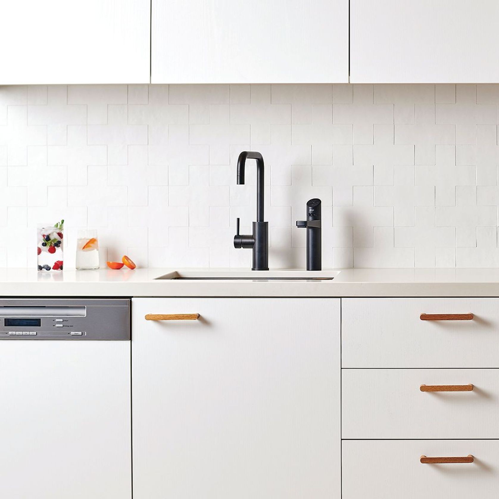 HydroTap G5 BC Elite Plus | Matte Black gallery detail image