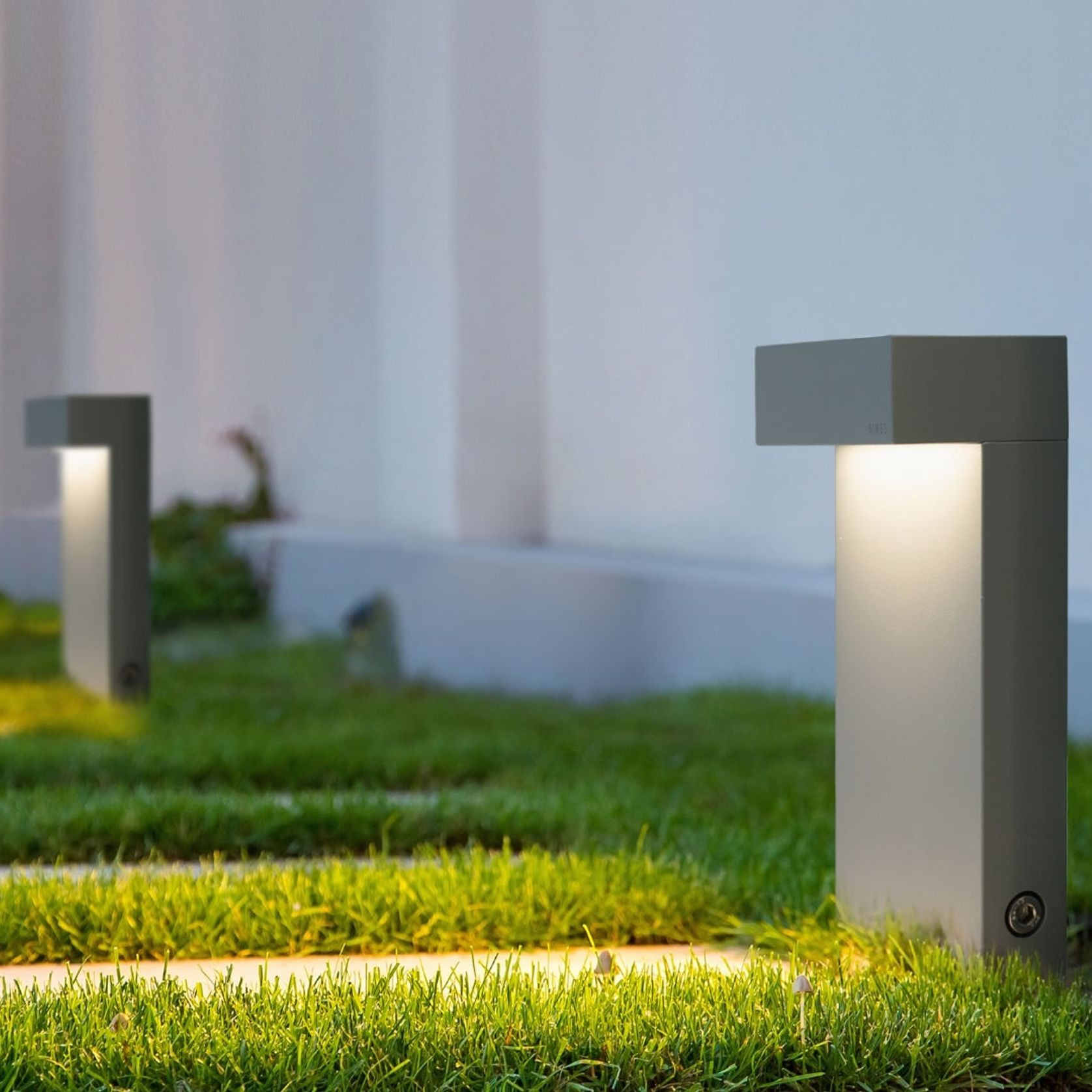 Look Bollard Light gallery detail image