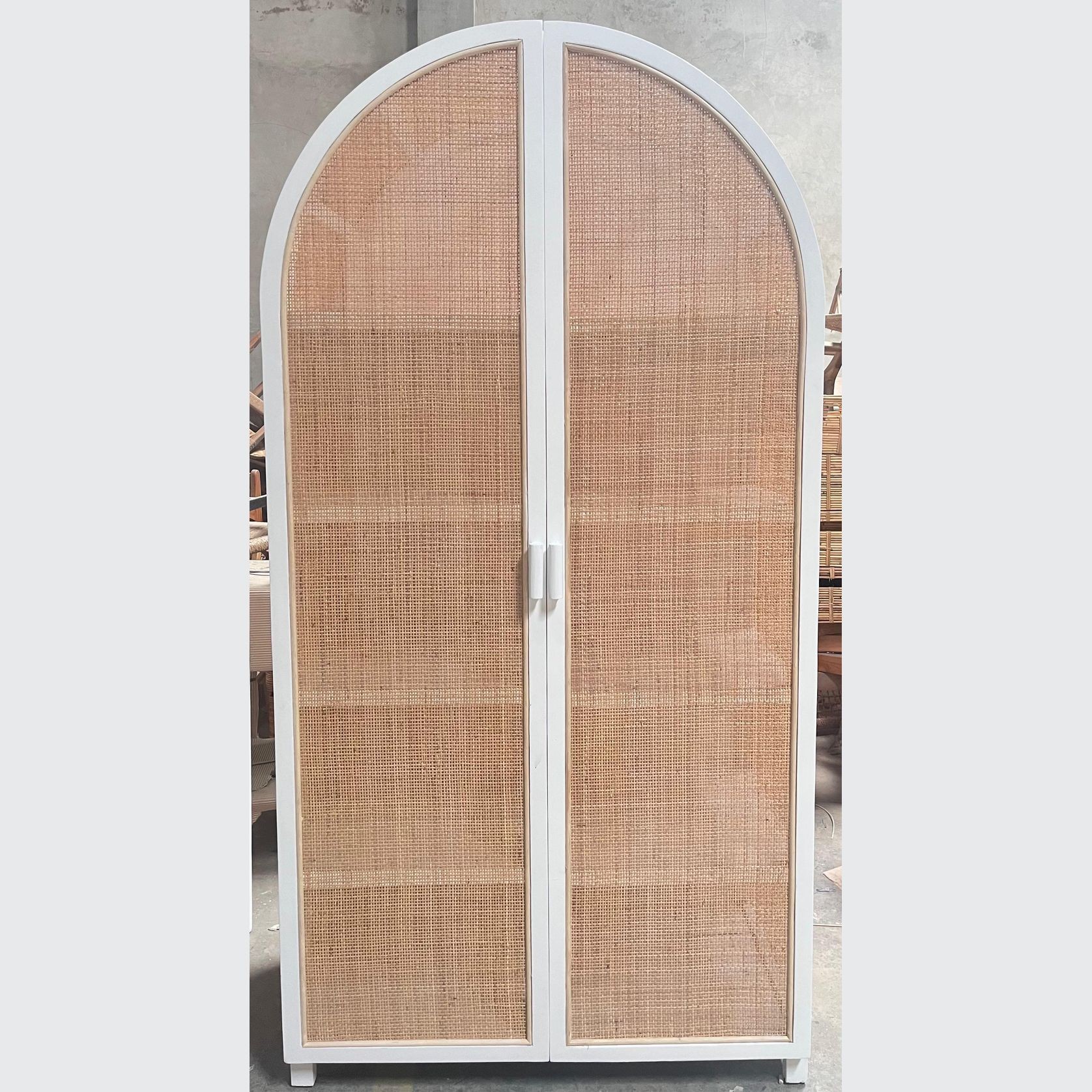 Rattan Arched 2 Door Shelving Unit – White gallery detail image