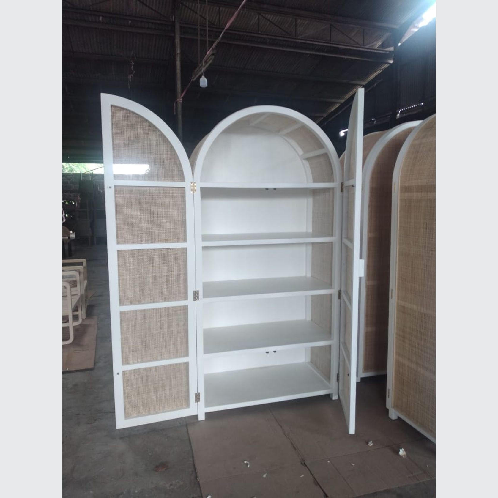 Rattan Arched 2 Door Shelving Unit – White gallery detail image