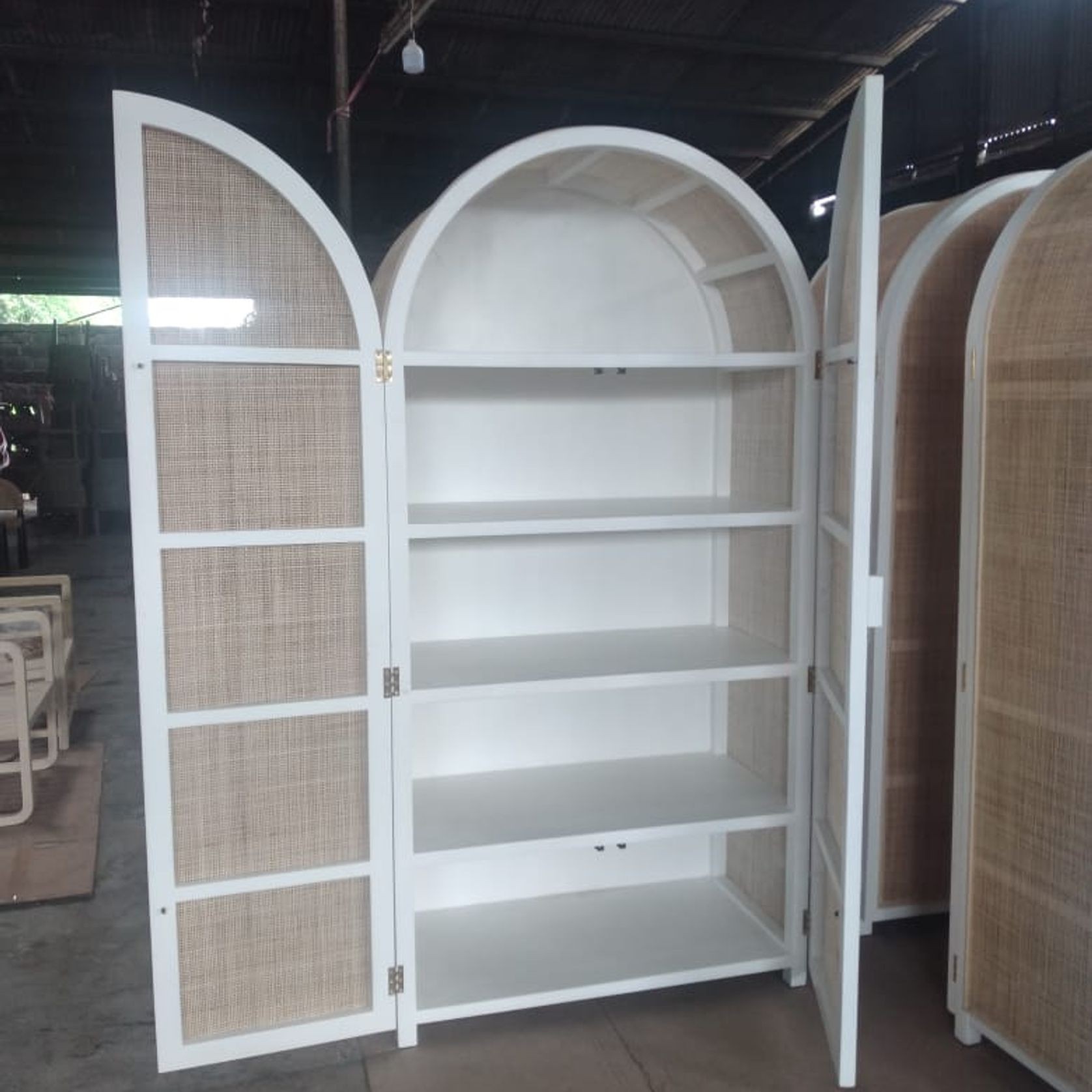 Rattan Arched 2 Door Shelving Unit – White gallery detail image