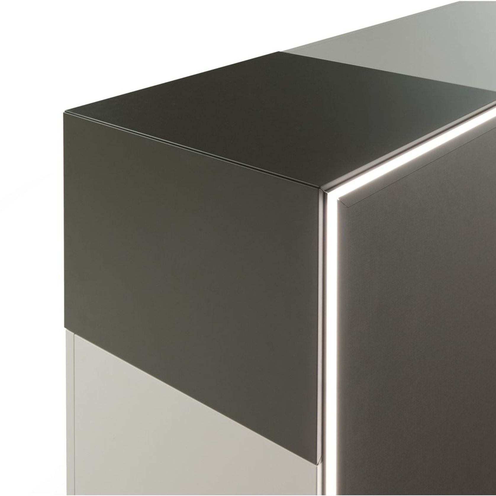 Wallover Compo 2023-10 D Full Lighting gallery detail image
