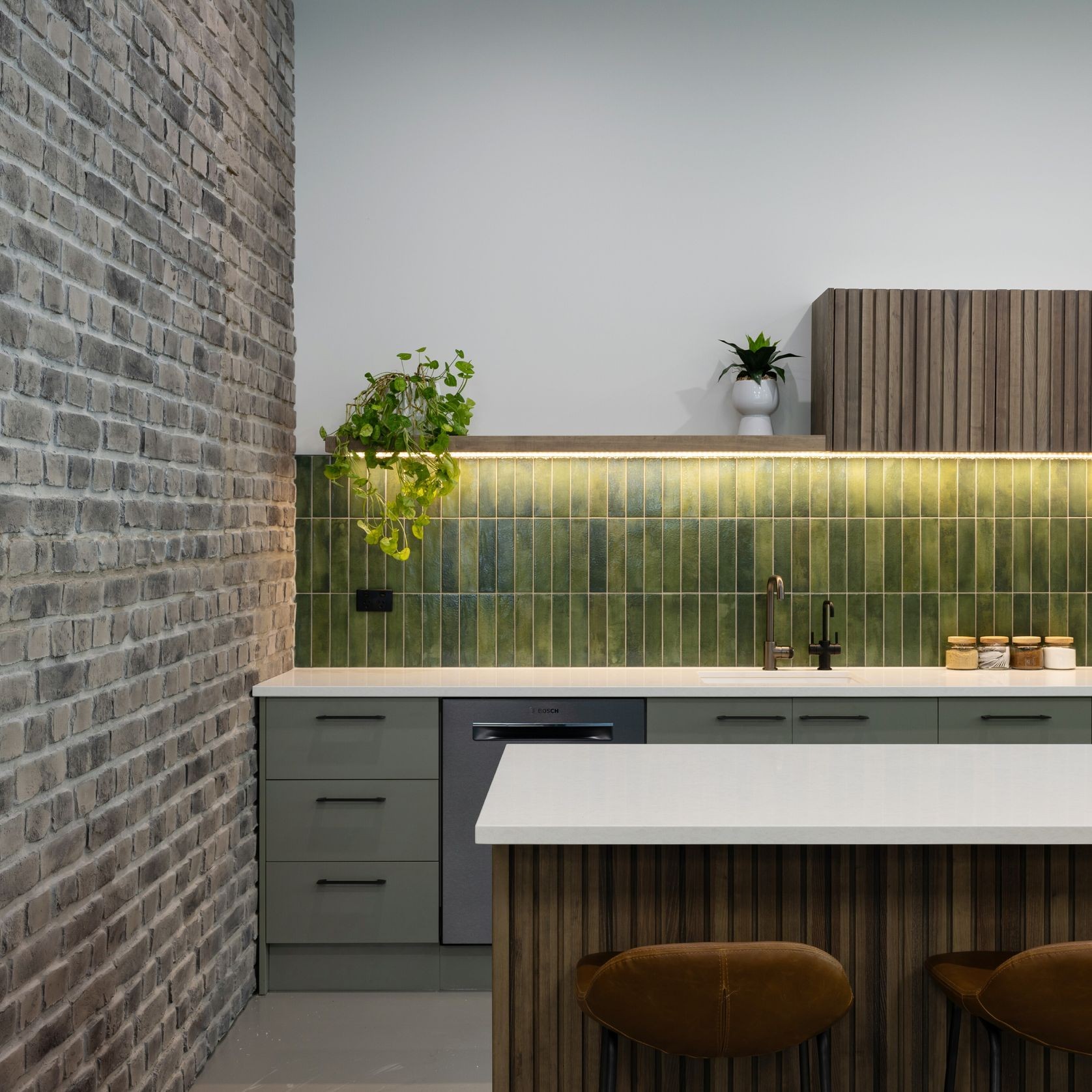 Loft Brick Wall Panels by Muros | Anthracite Finish gallery detail image