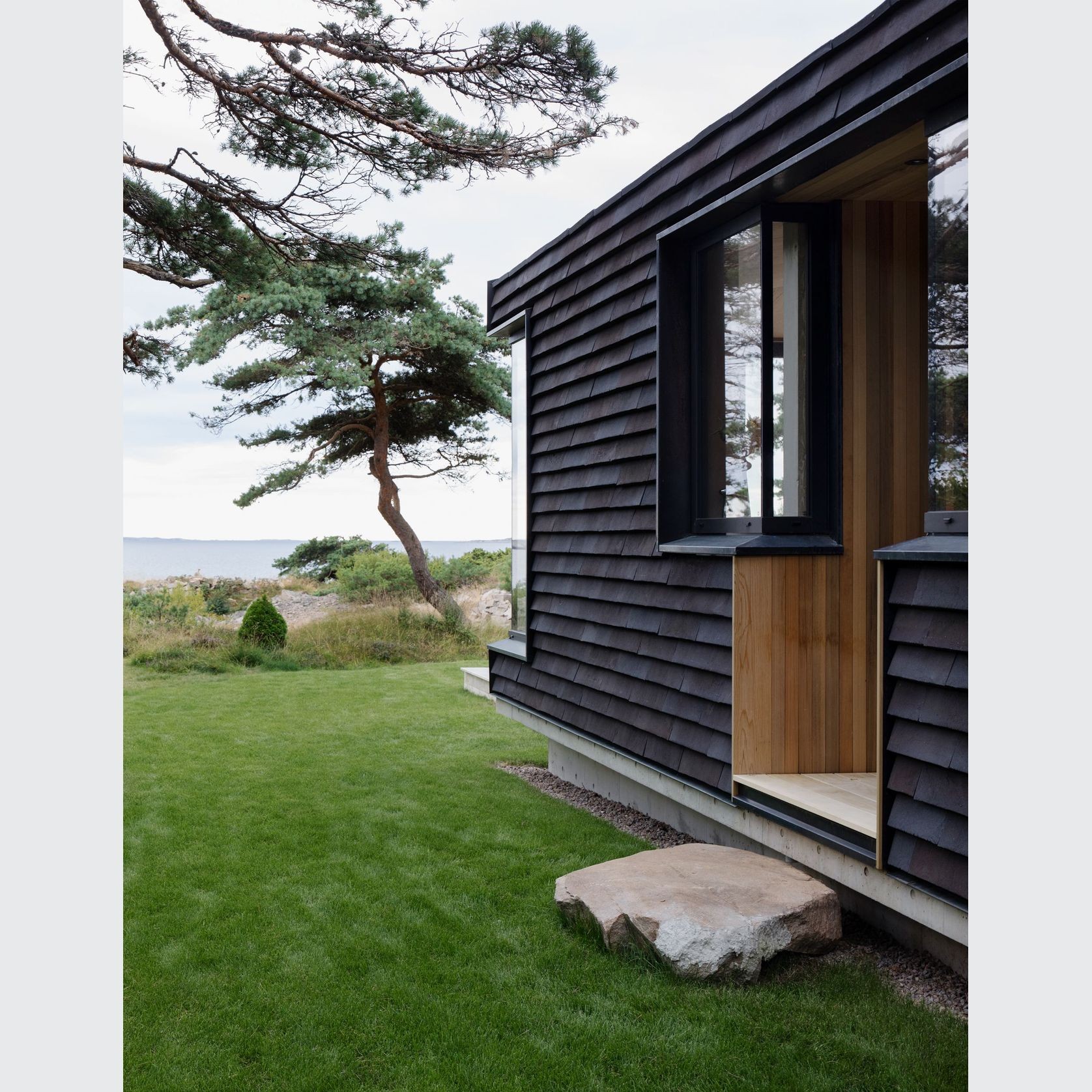 Petersen Cover™ gallery detail image