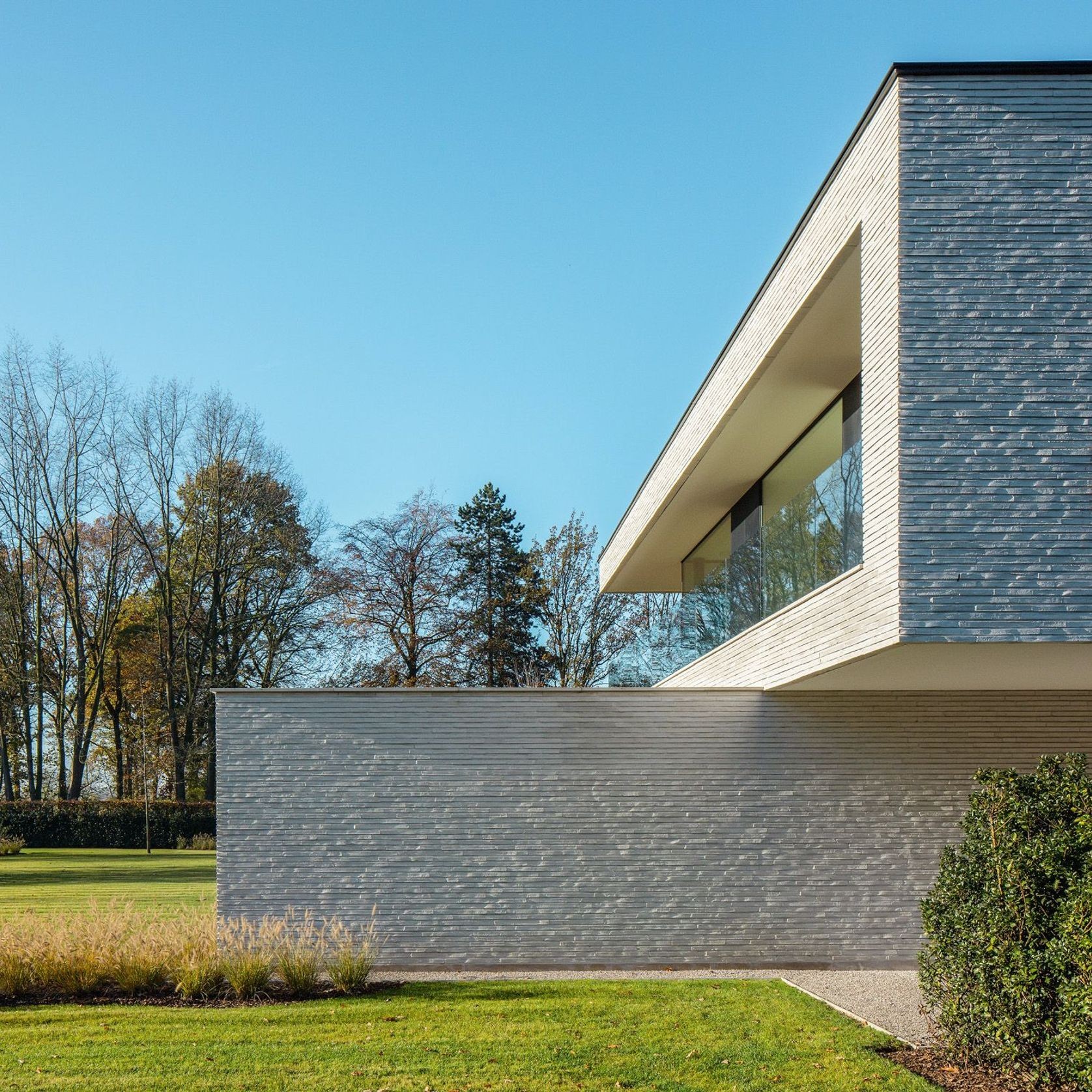 Handmade Petersen K11 bricks