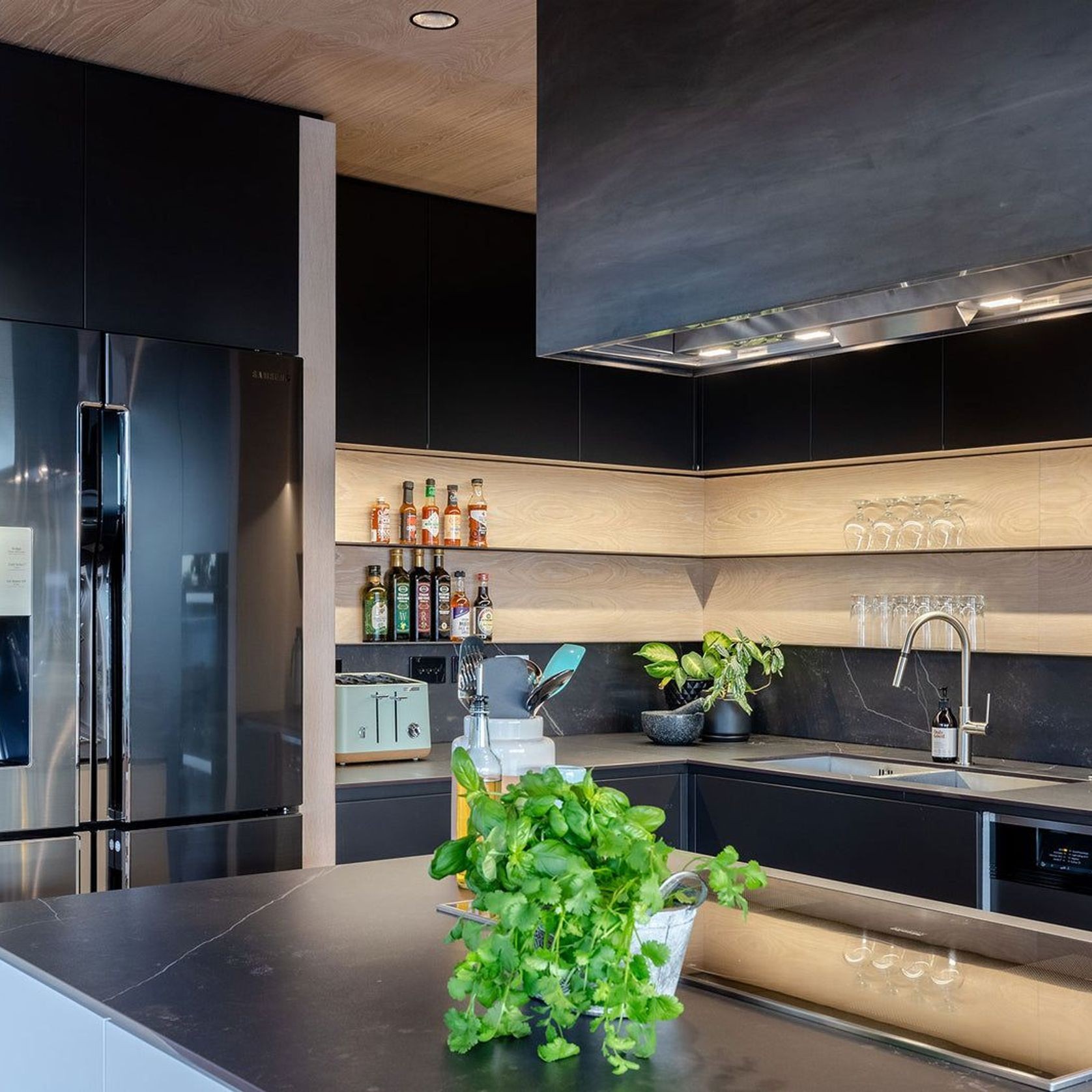 Bespoke Kitchens gallery detail image